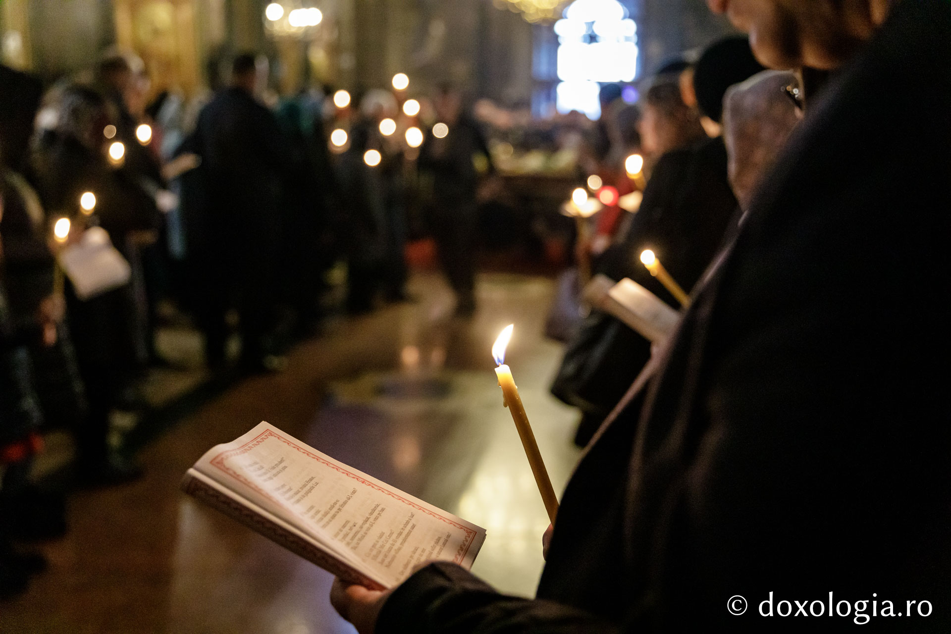 Denia Prohodului Domnului Hristos, la Catedrala Mitropolitană din Iași
