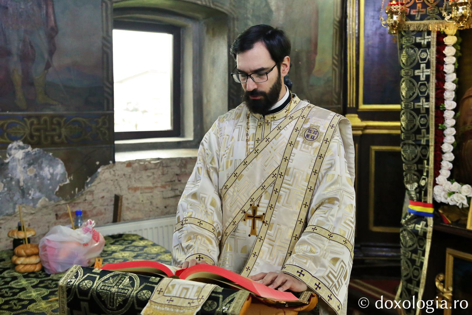 Slujbă arhierească în Duminica a V-a din Postul Mare, la biserica ctitorită de scriitorul Costache Negruzzi