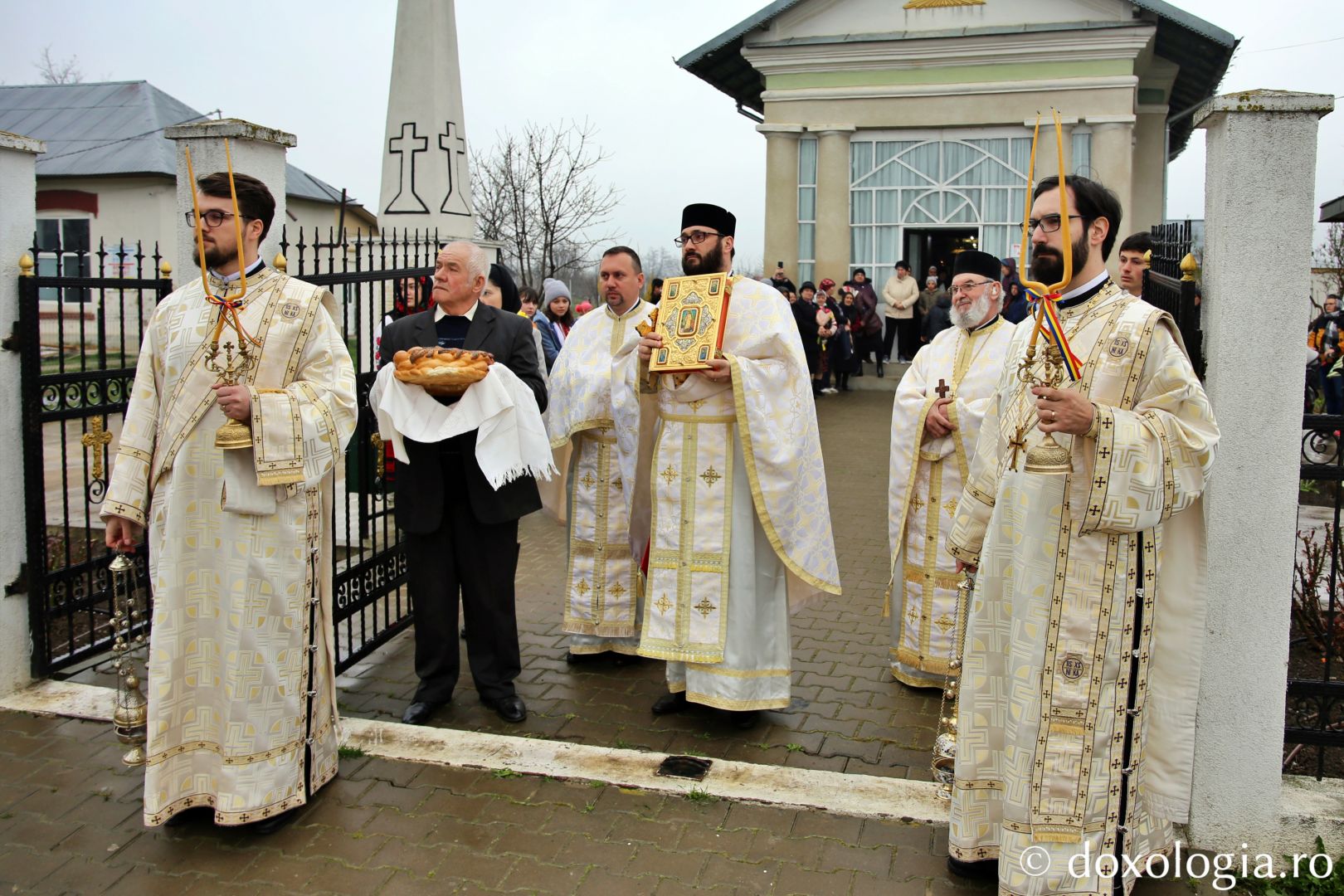 Slujbă arhierească în Duminica a V-a din Postul Mare, la biserica ctitorită de scriitorul Costache Negruzzi