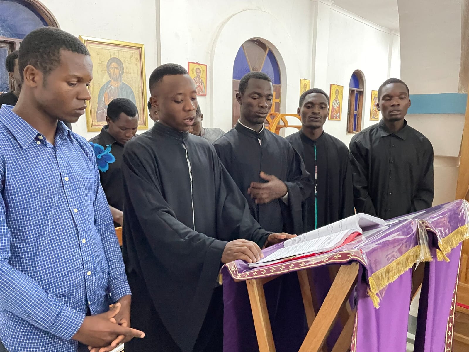 Săptămâna Patimilor în cadrul Centrului Misionar din Kidamali