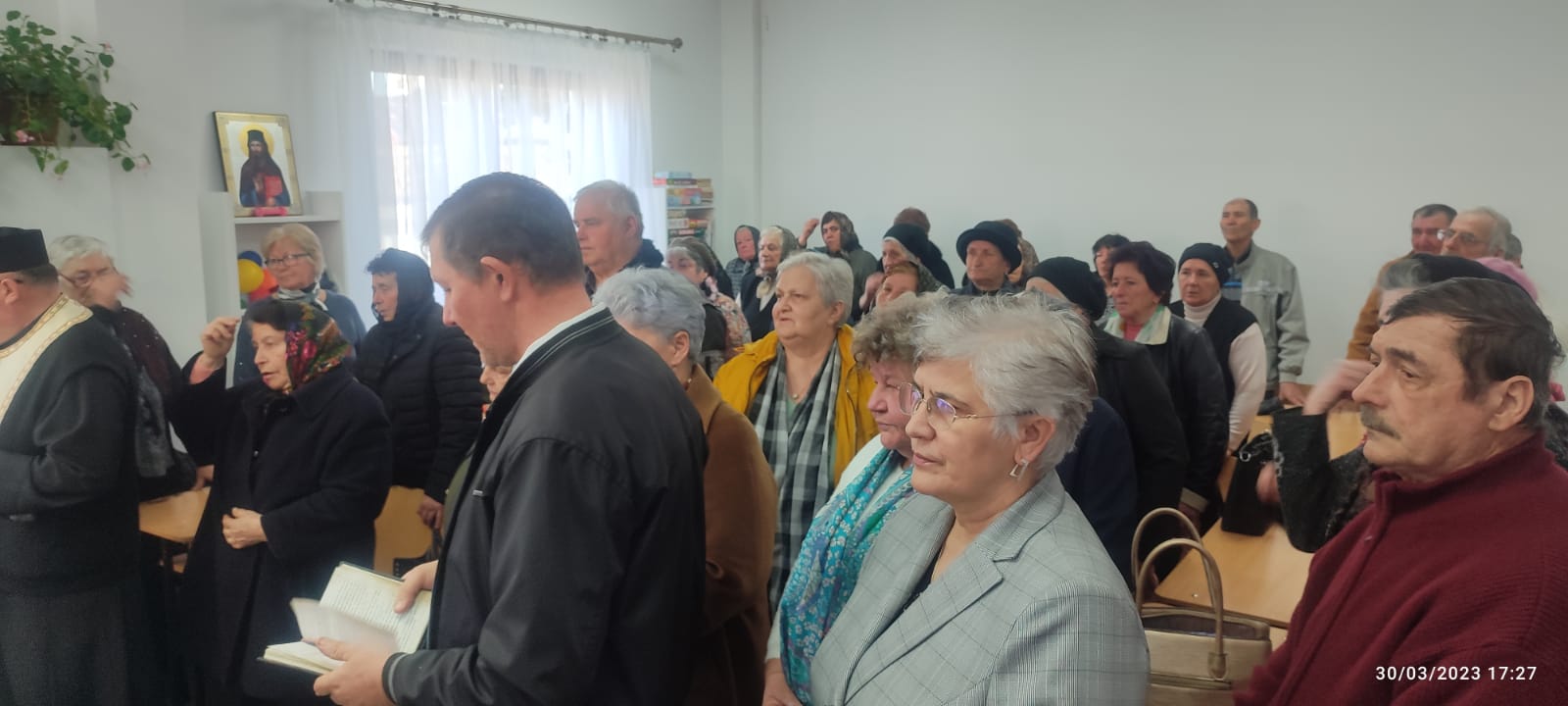 La Vânători-Neamț a avut loc sfințirea Centrului Social Multifuncțional „Ținutul Zimbrilor”