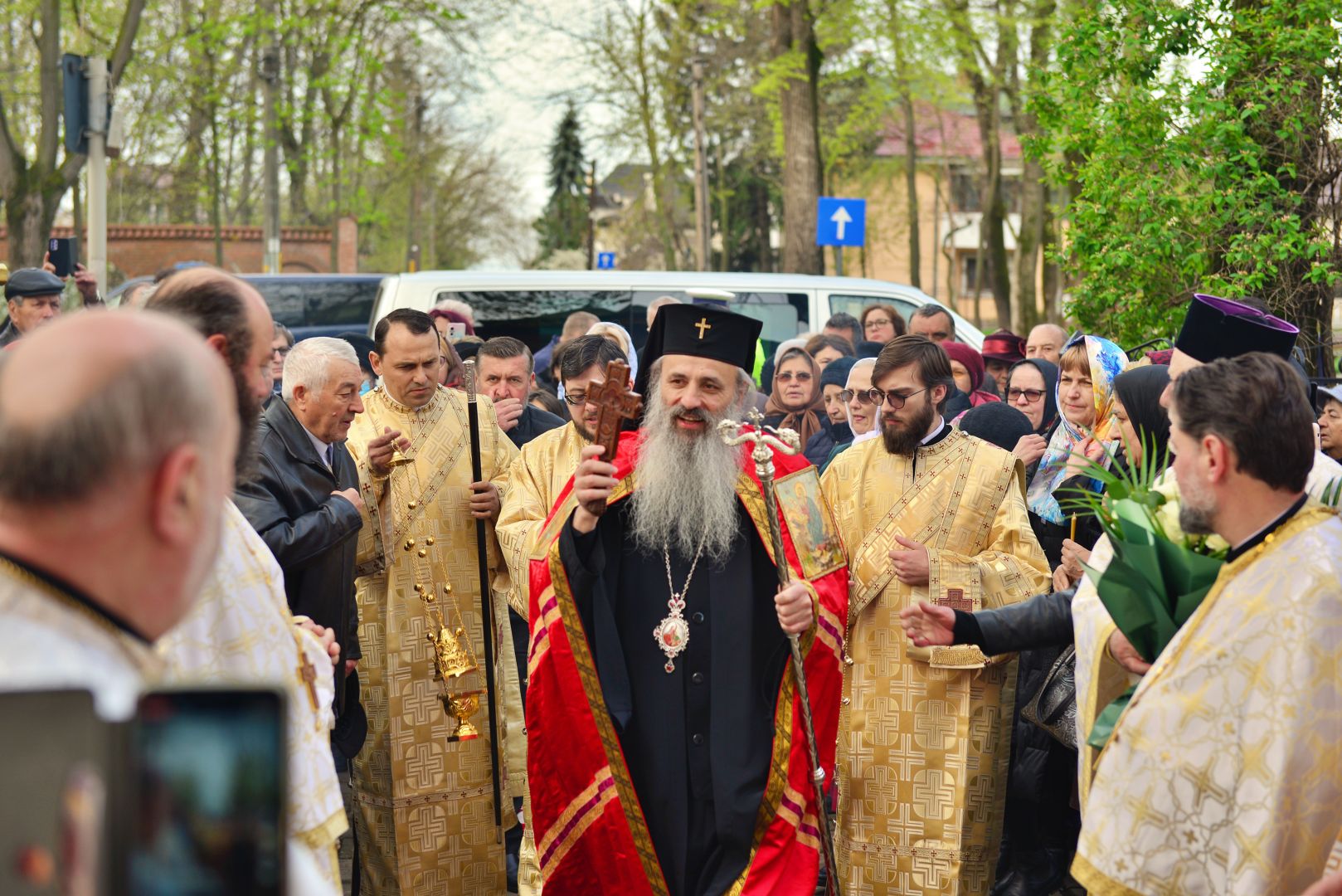 Altarul Bisericii „Sfântul Nicolae” din Copou a fost sfințit de Părintele Mitropolit Teofan