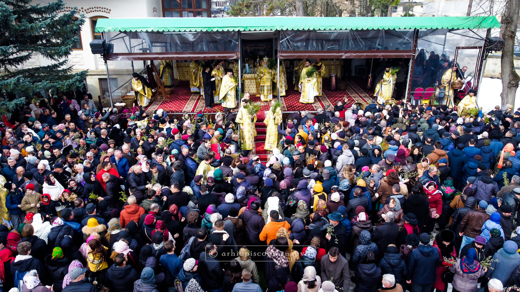 Slăvitul Praznic al Intrării Domnului în Ierusalim la Catedrala Arhiepiscopală din Suceava