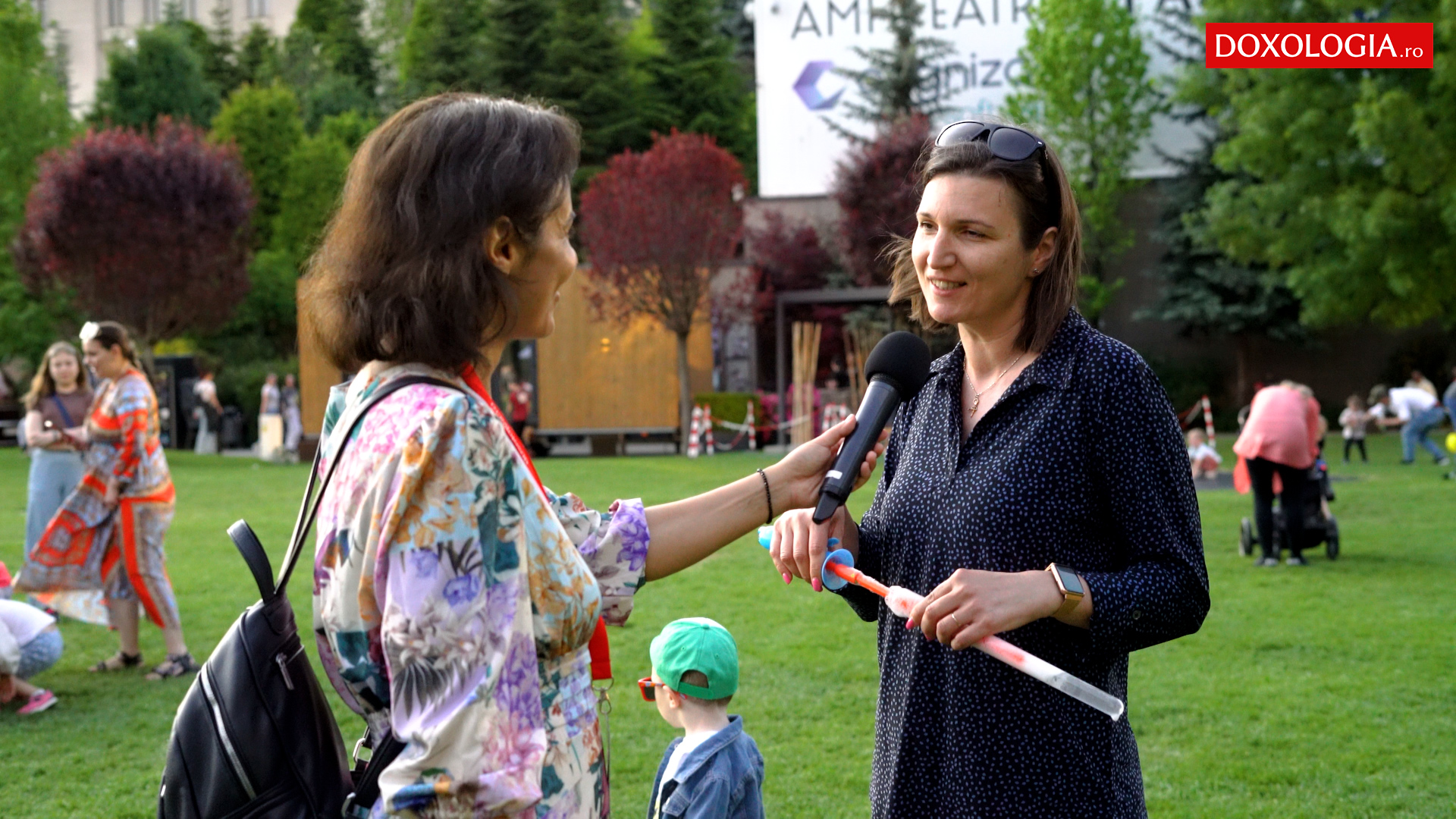 (Video) Timpul și atenția părinților – un cadou de preț pentru copii