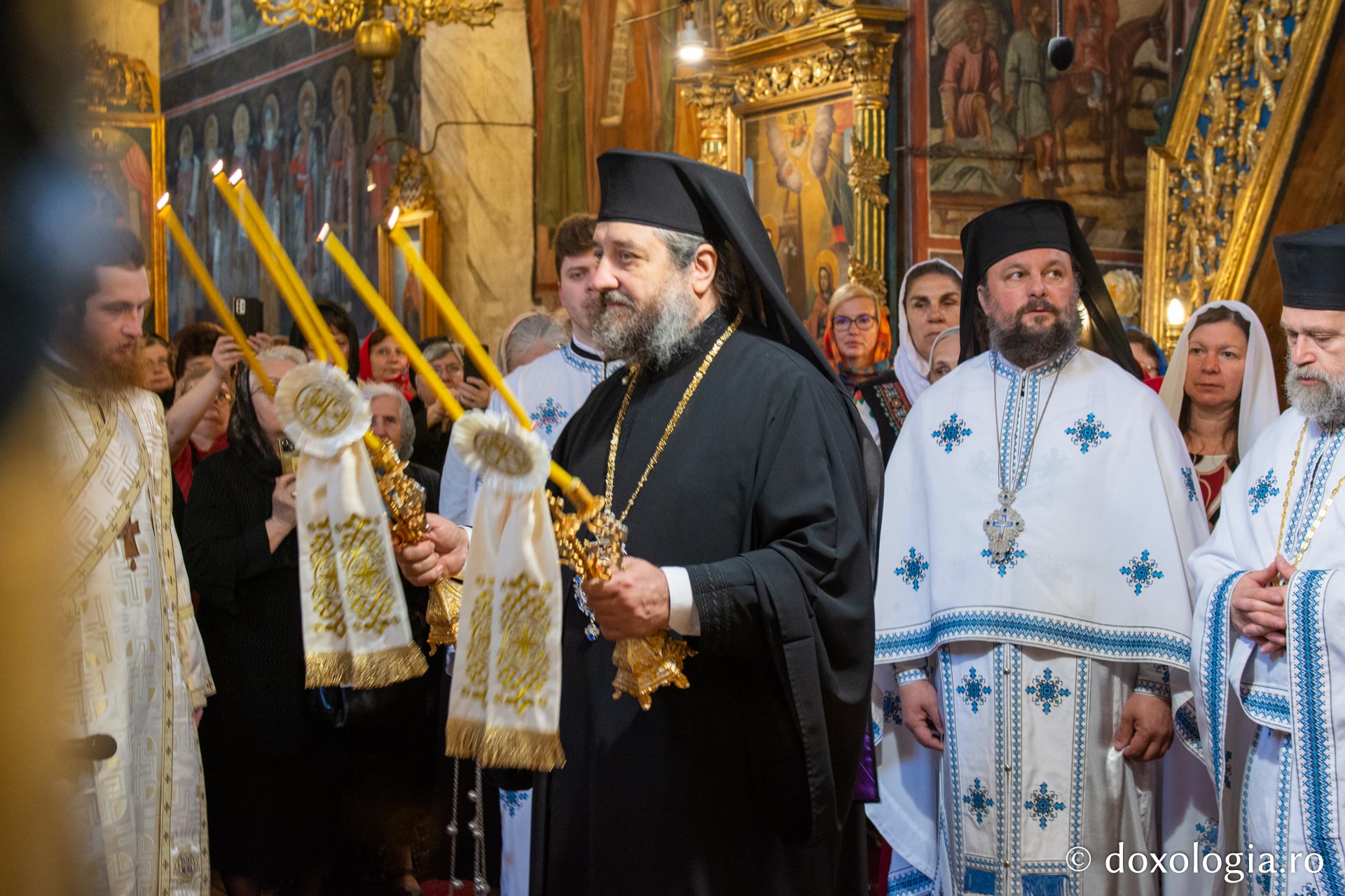 Foto: Mihail Vrăjitoru Slujire arhierească la hramul Mănăstirii Golia