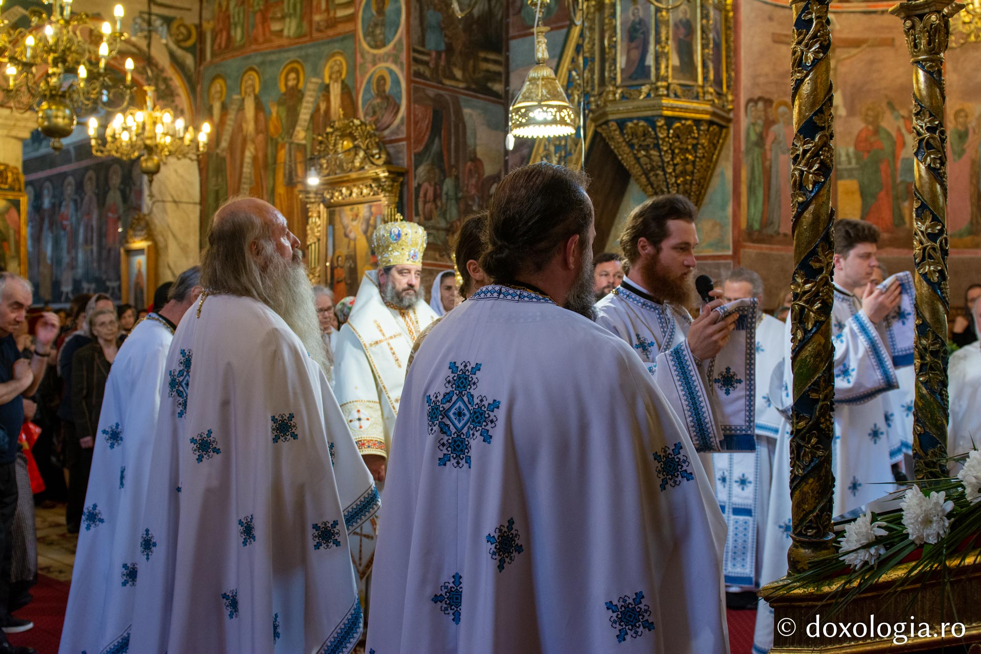 Foto: Mihail Vrăjitoru Slujire arhierească la hramul Mănăstirii Golia