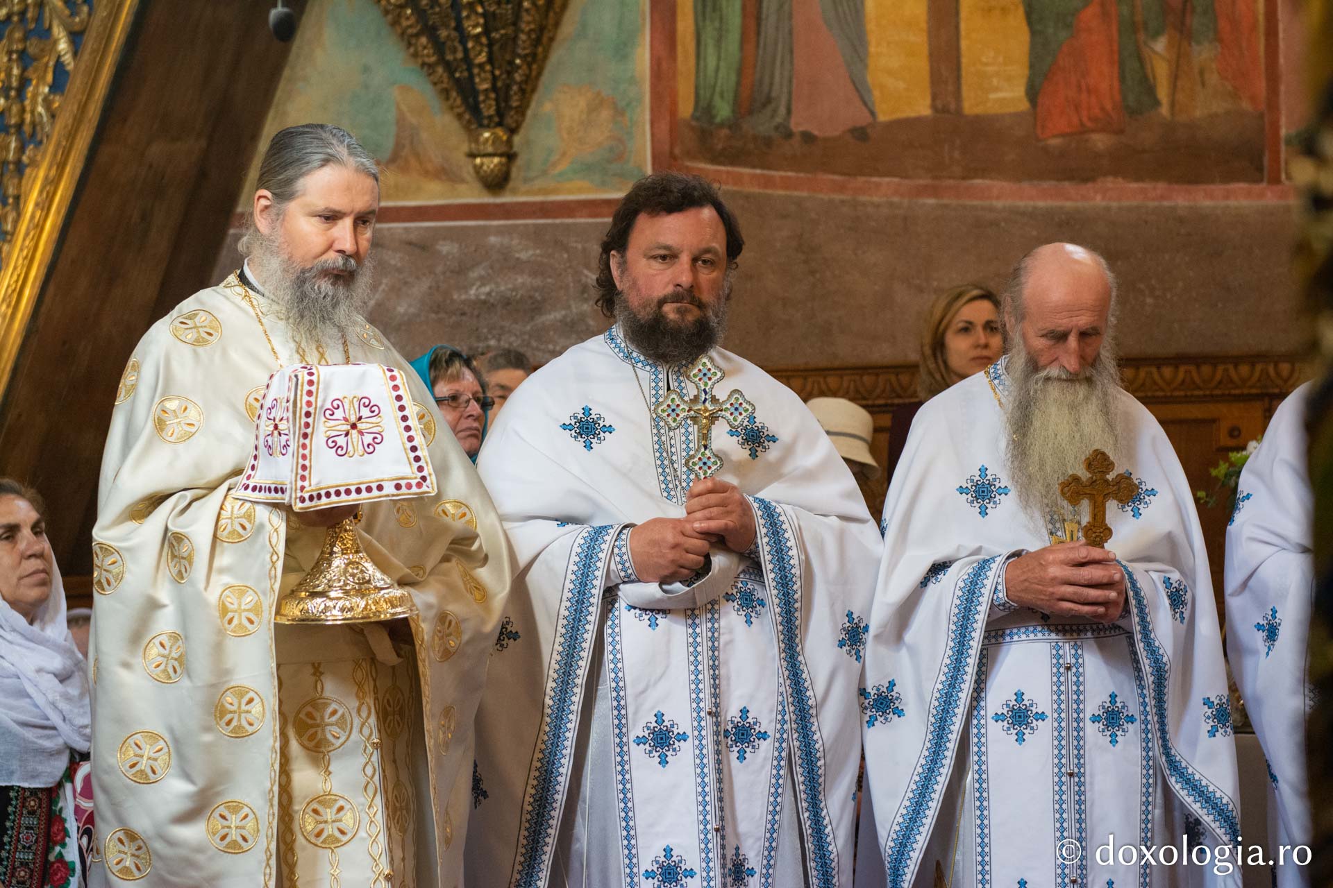 Foto: Mihail Vrăjitoru Slujire arhierească la hramul Mănăstirii Golia