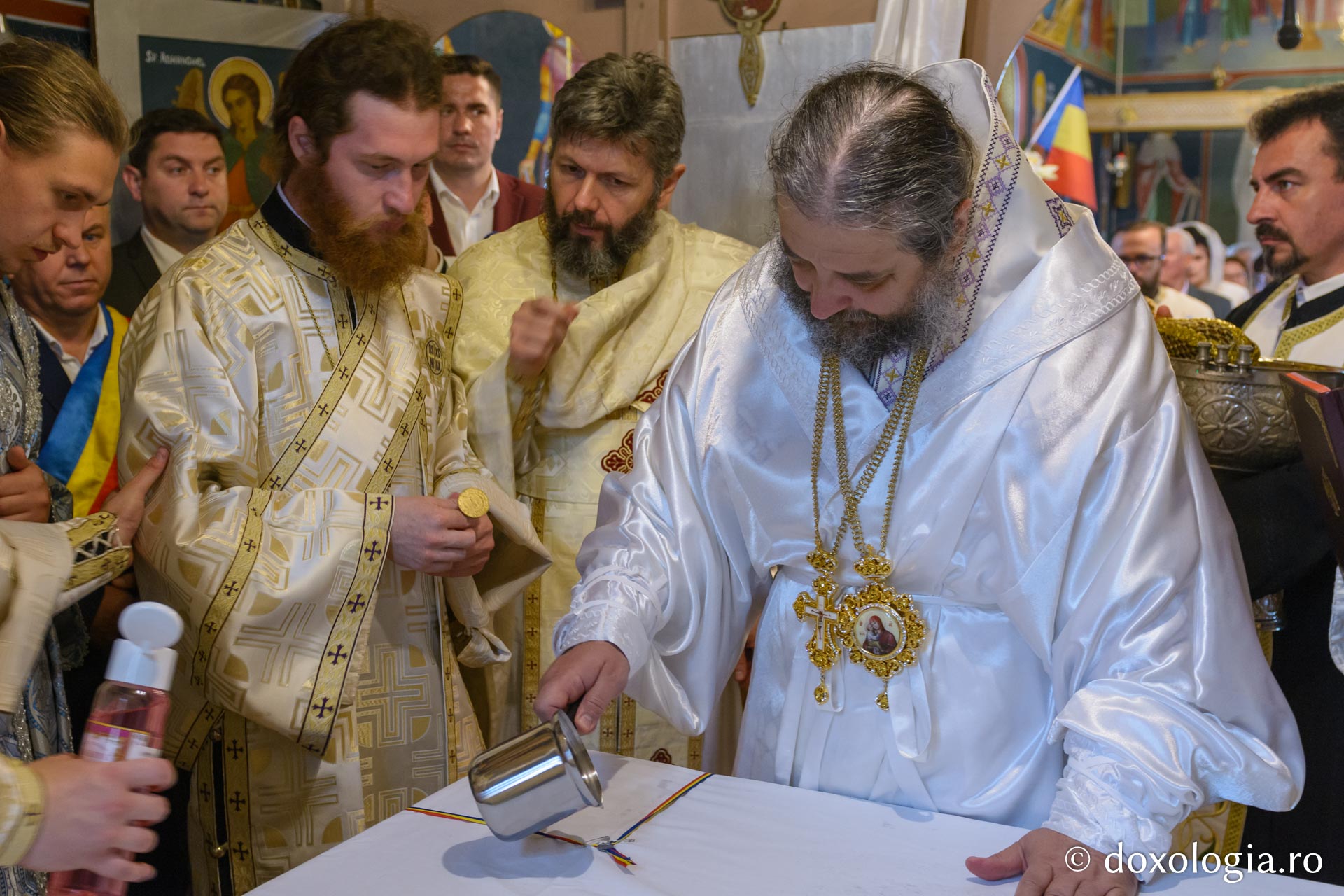 Biserica Parohiei Țibana a fost resfințită