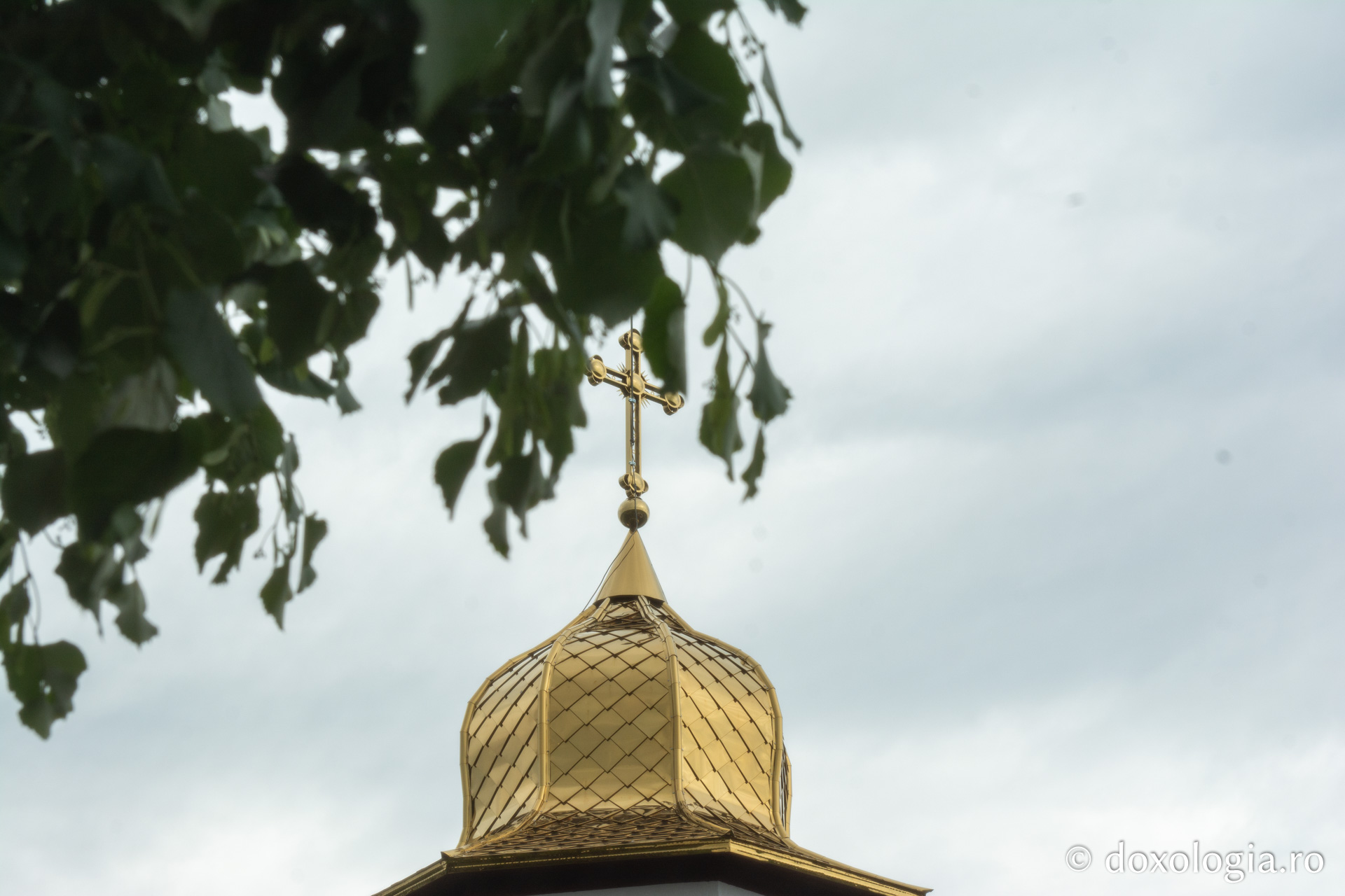 Biserica Parohiei Țibana a fost resfințită