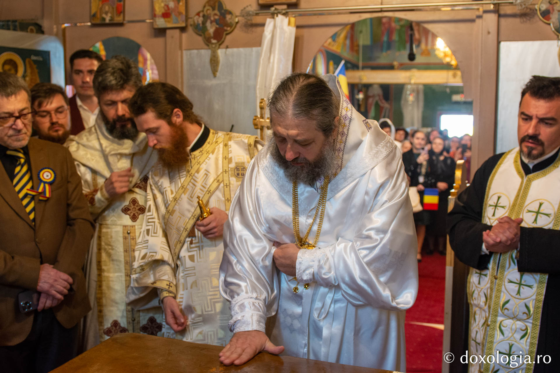 Biserica Parohiei Țibana a fost resfințită
