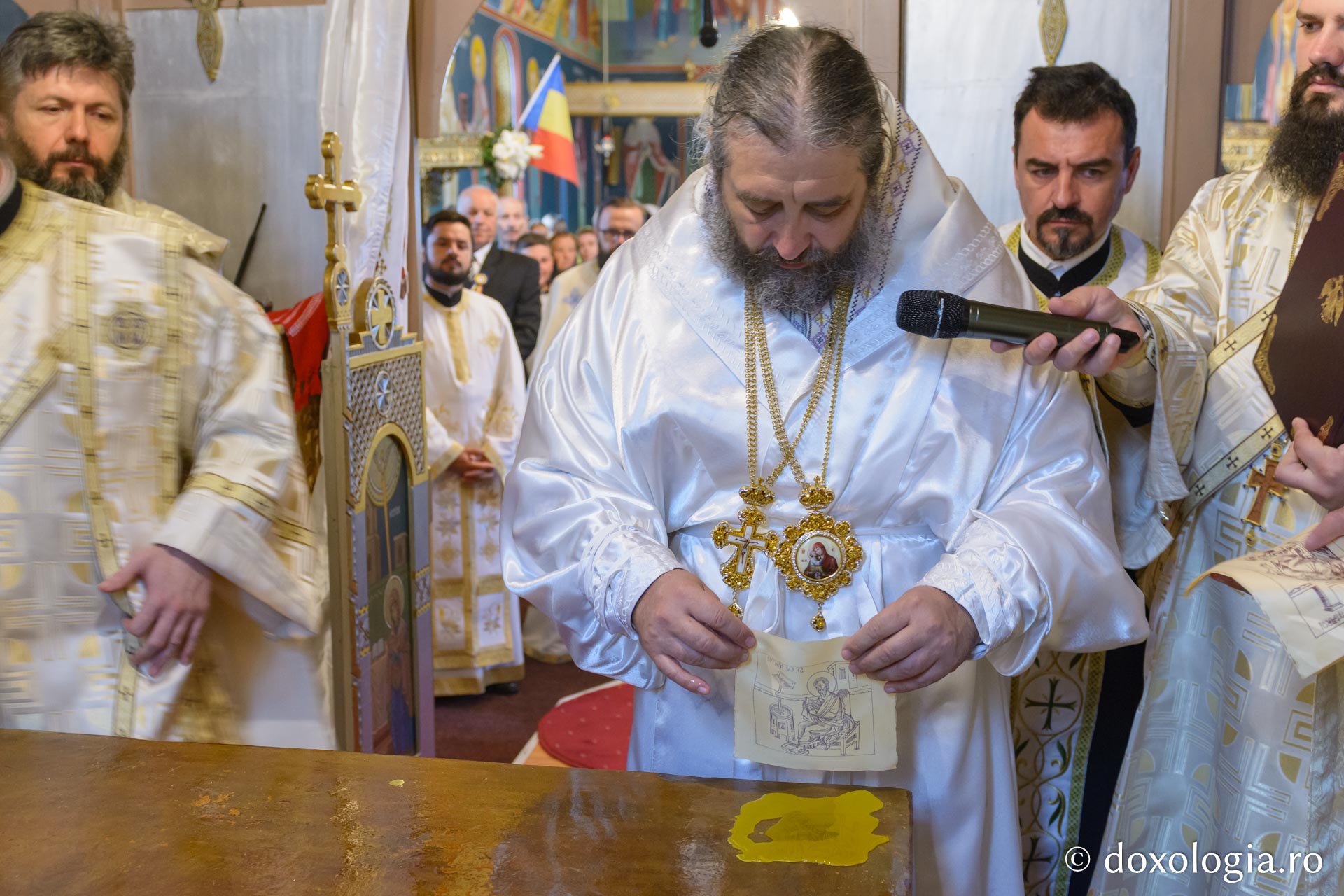 Biserica Parohiei Țibana a fost resfințită