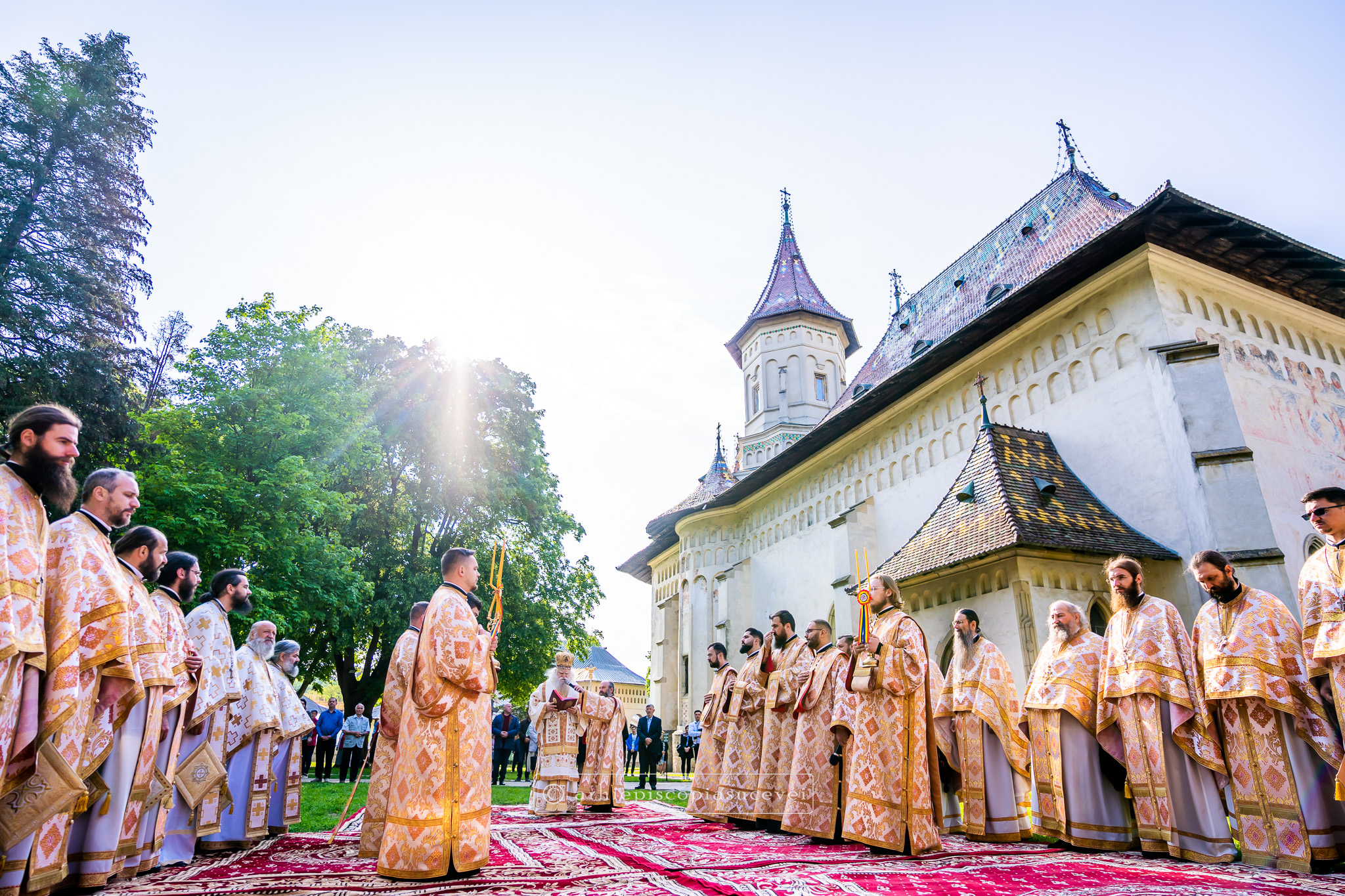 Comuniune în rugăciune la Mănăstirea „Sfântul Ioan cel Nou de la Suceava”
