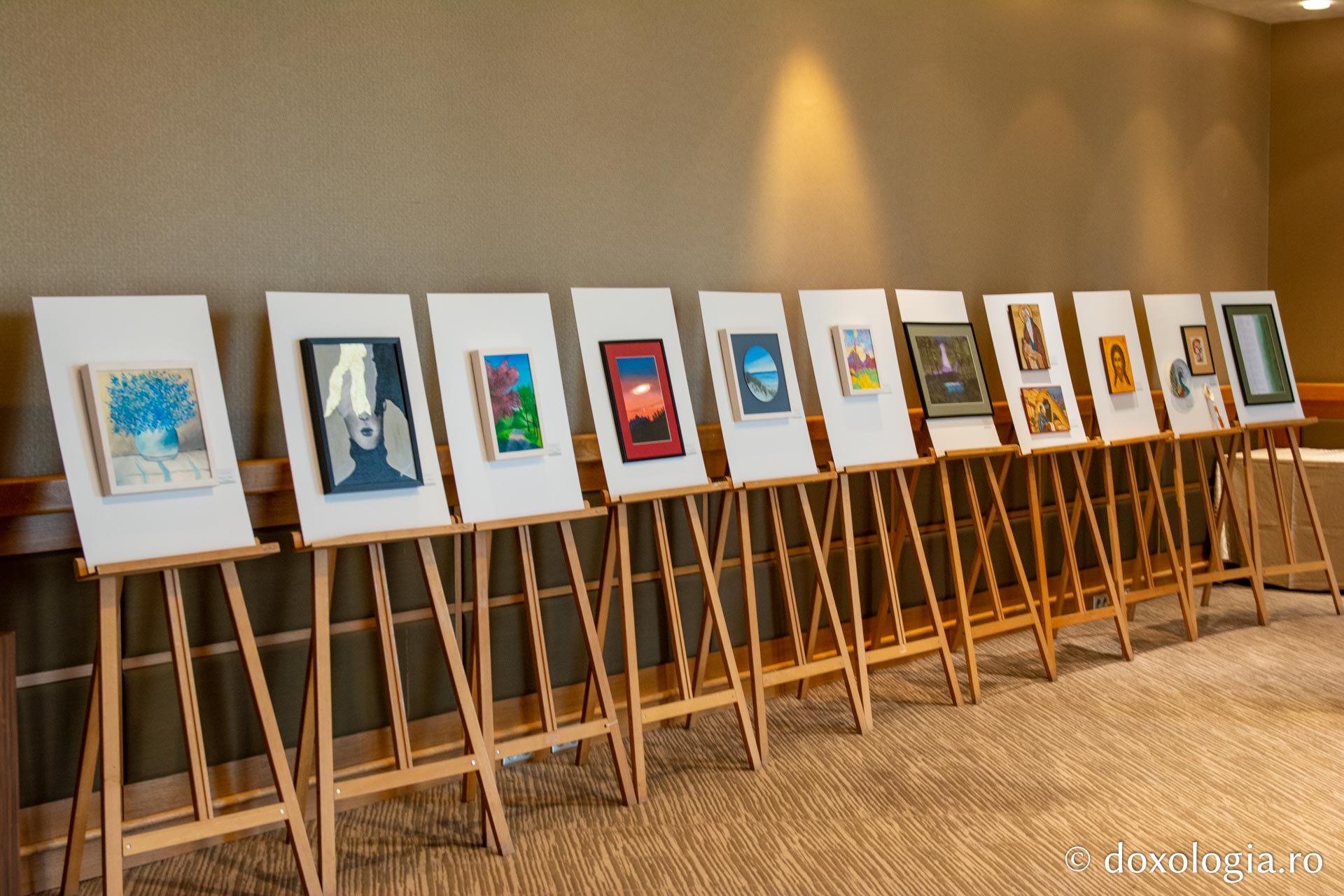 A început campania de strângere de fonduri pentru bursierii Pro Vita Iași