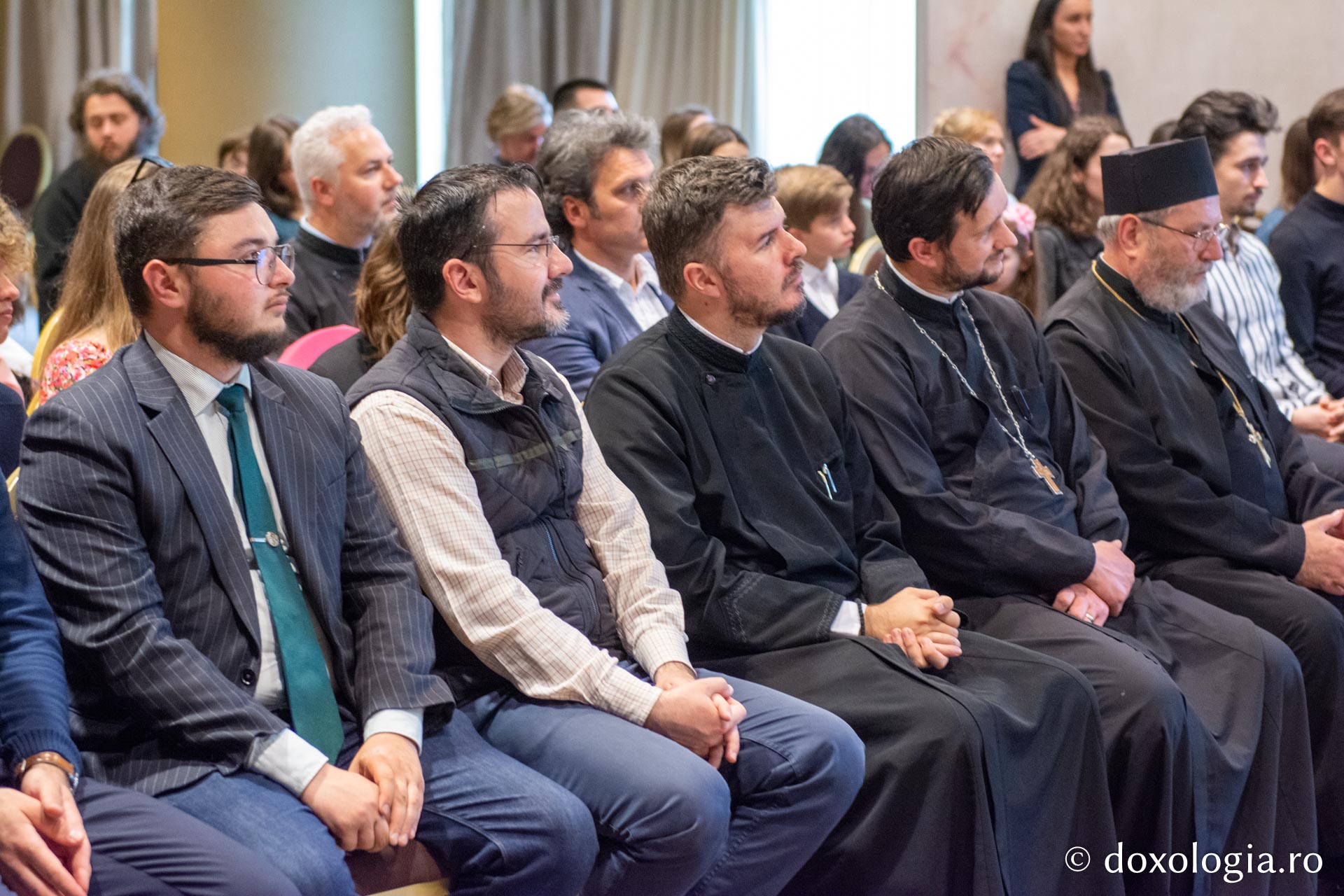 A început campania de strângere de fonduri pentru bursierii Pro Vita Iași