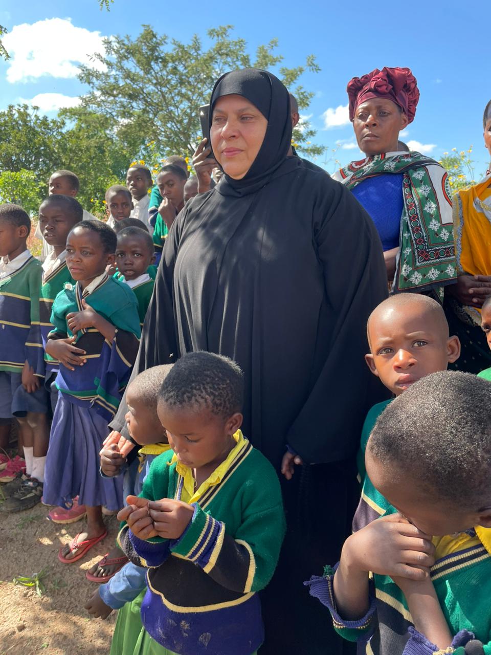 Copiii din satul Mkoga