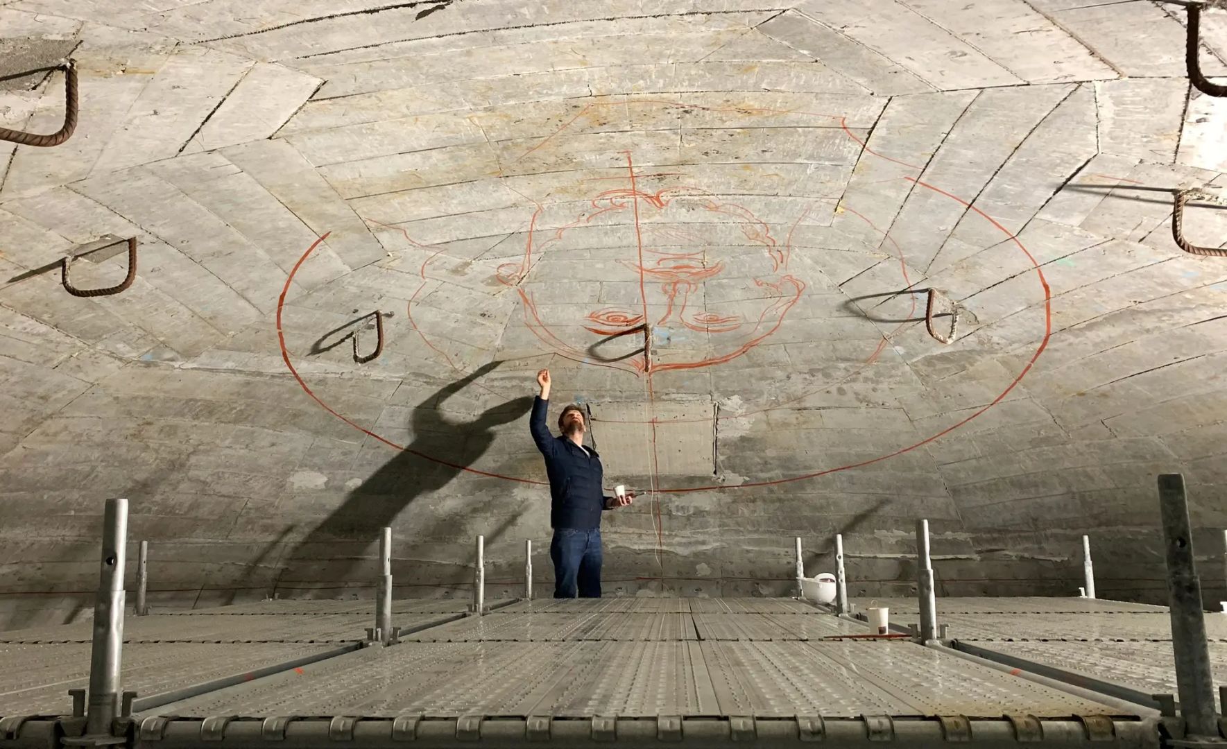 Catedrala Națională: Chipul Pantocratorului prinde contur în turla mare