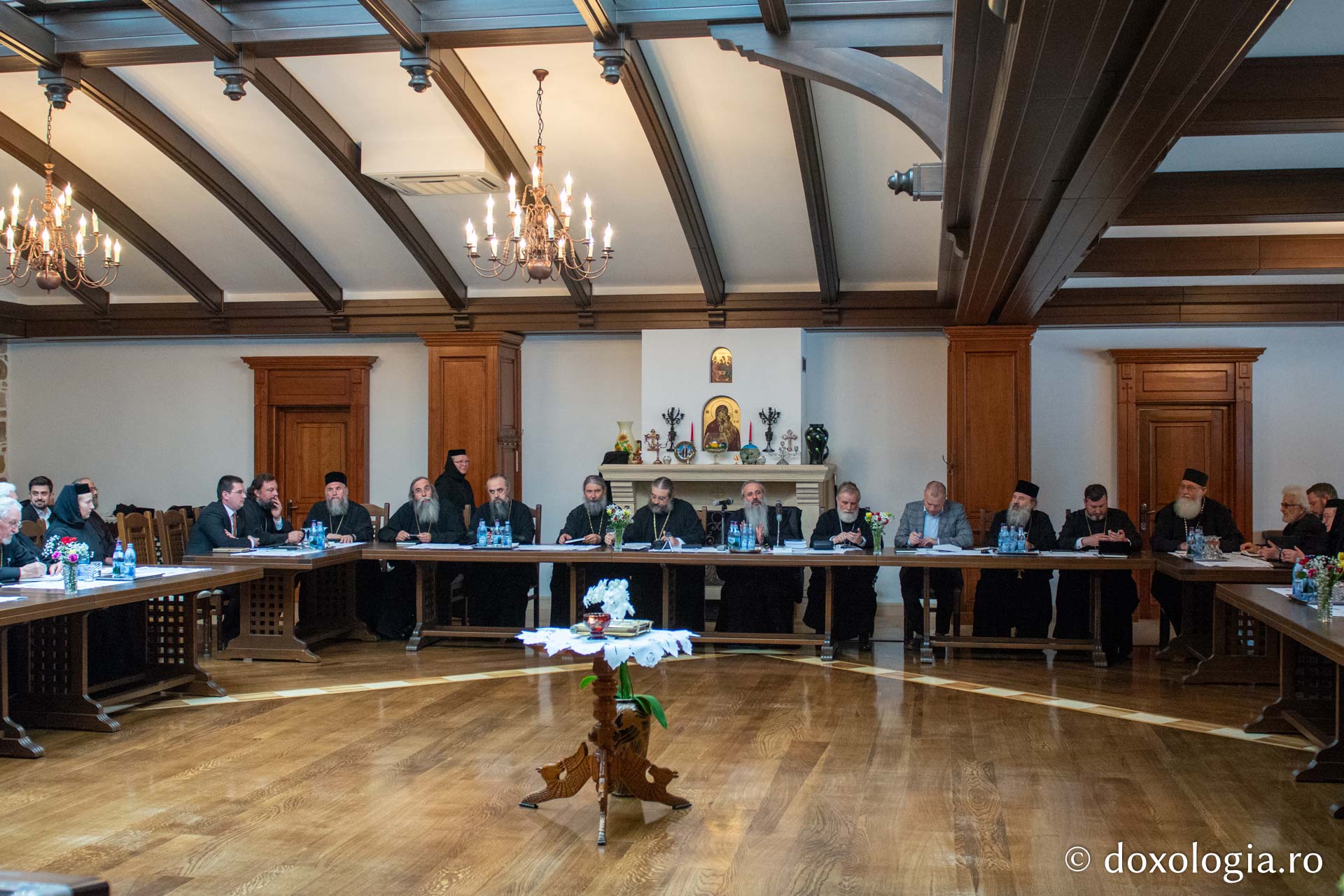 Mitropolitul Irineu Mihălcescu a fost comemorat la Mănăstirea Agapia