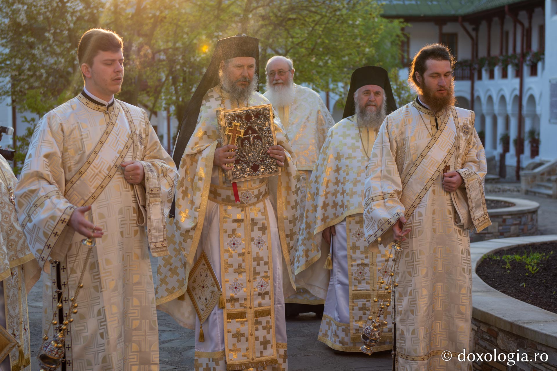 Mitropolitul Irineu Mihălcescu a fost comemorat la Mănăstirea Agapia