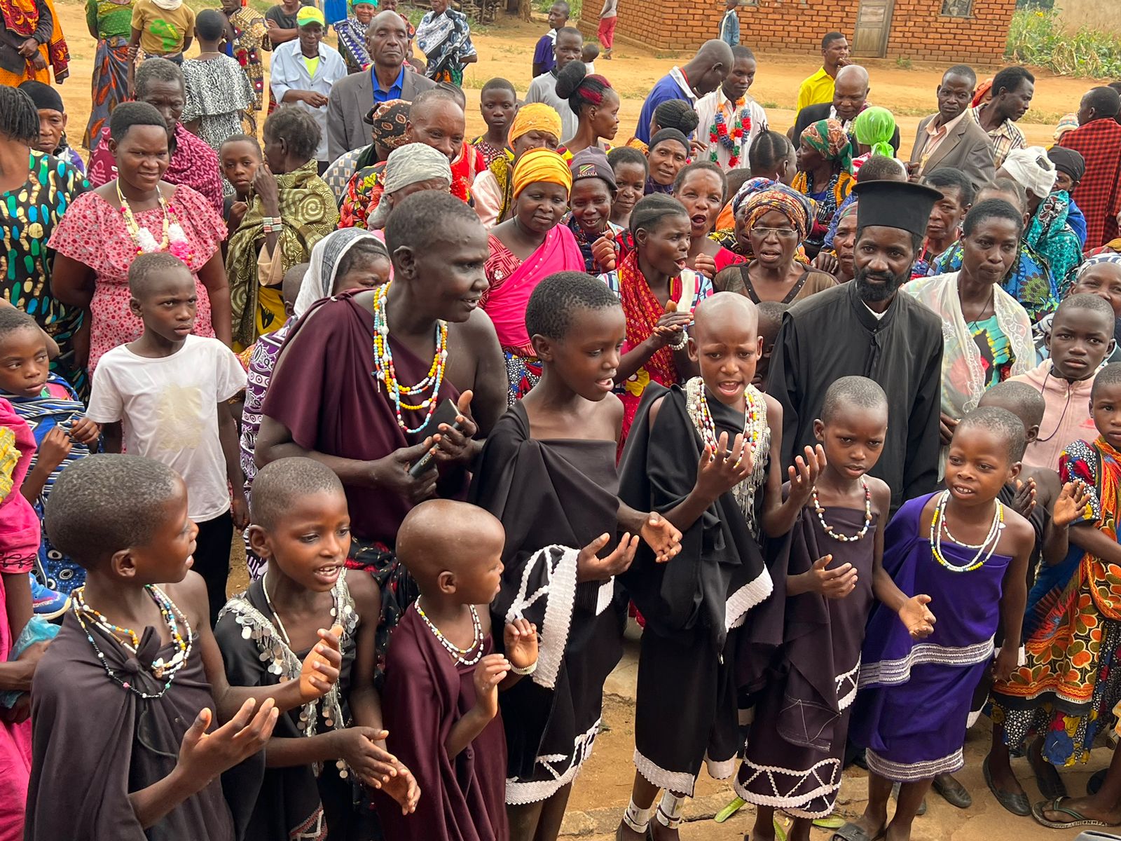 Taina cununiei pentru 21 de familii ortodoxe