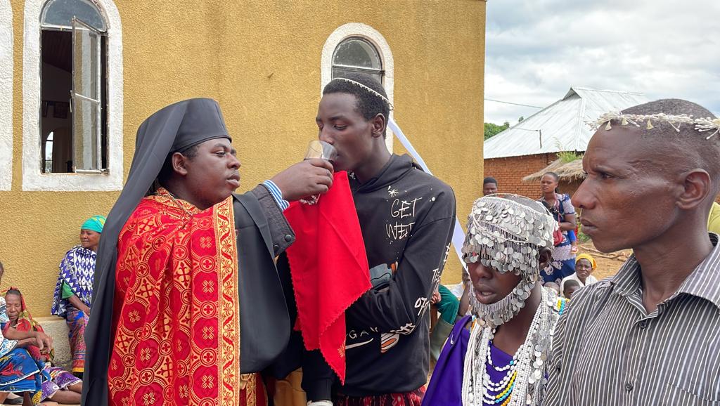 Taina cununiei pentru 21 de familii ortodoxe