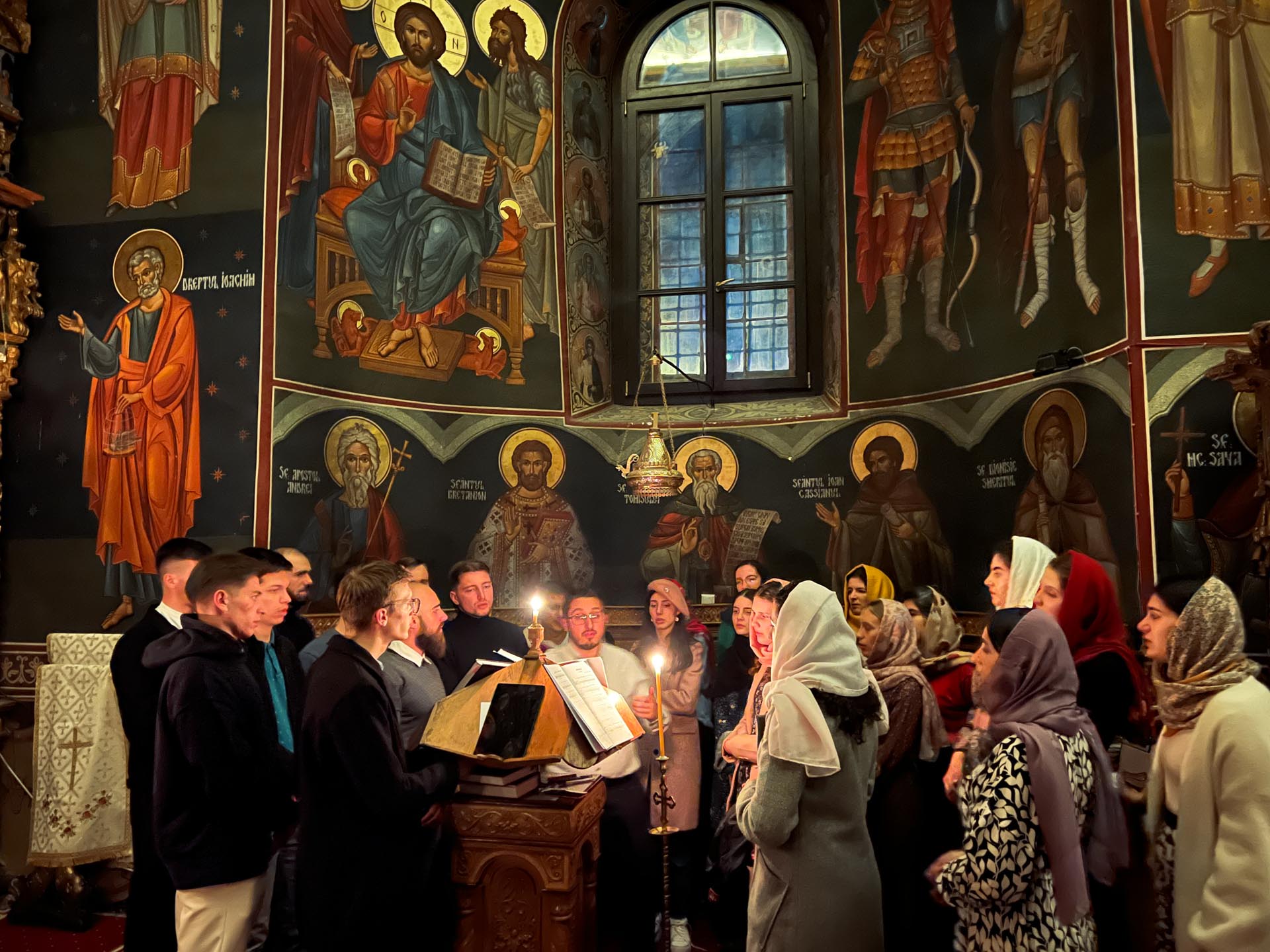 Membrii ASCOR Iași au adus mulțumire Sfântului Ierarh Calinic