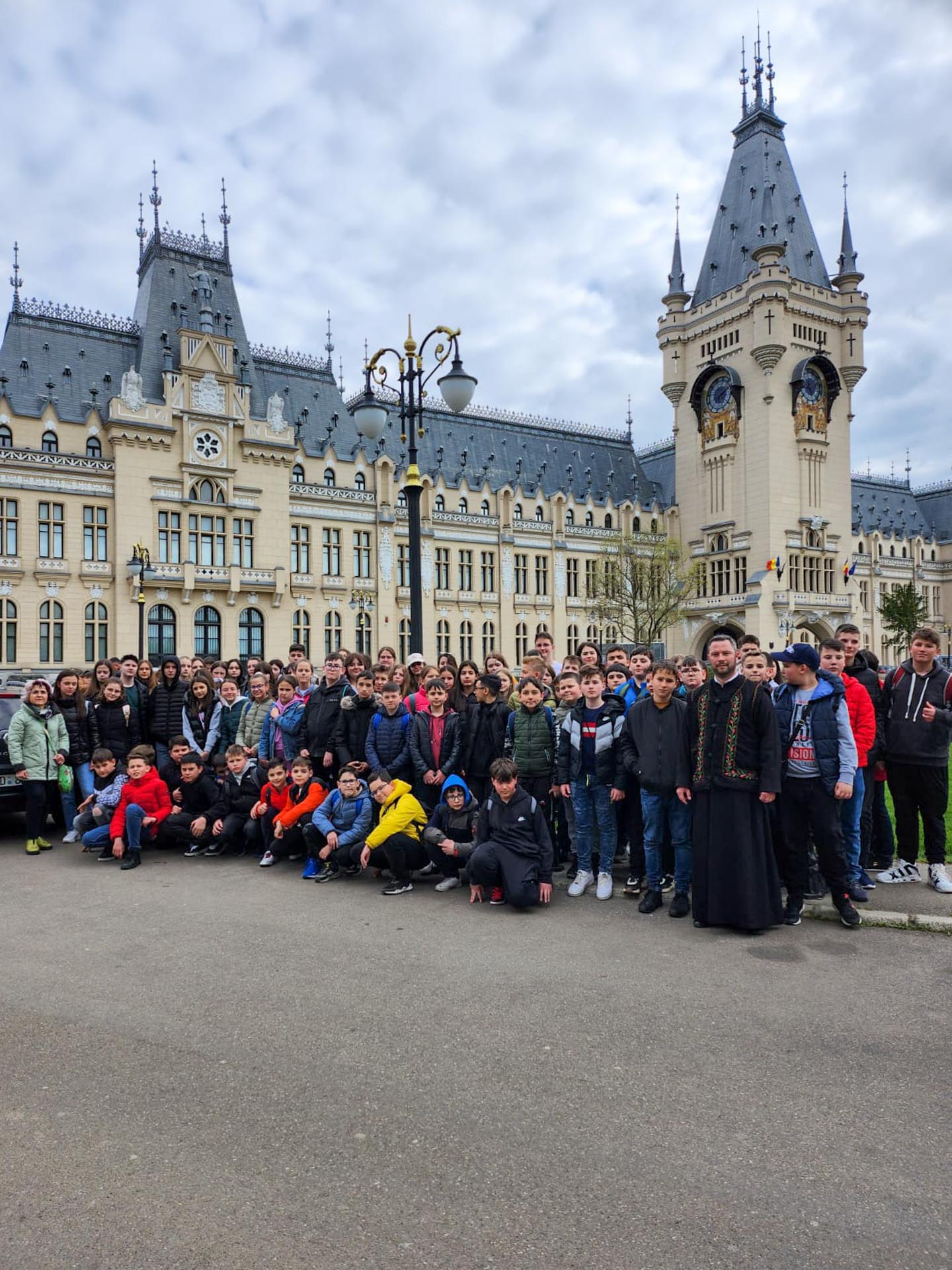 Săptămâna verde: un grup de elevi din Târgu Neamț au învățat despre creația lui Dumnezeu