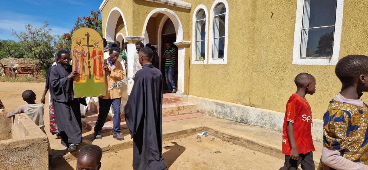 Sfinții Împărați Constantin și Elena – ocrotitorii parohiei din satul Kipera