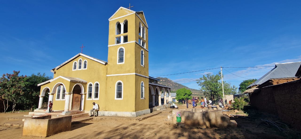 Sfinții Împărați Constantin și Elena – ocrotitorii parohiei din satul Kipera