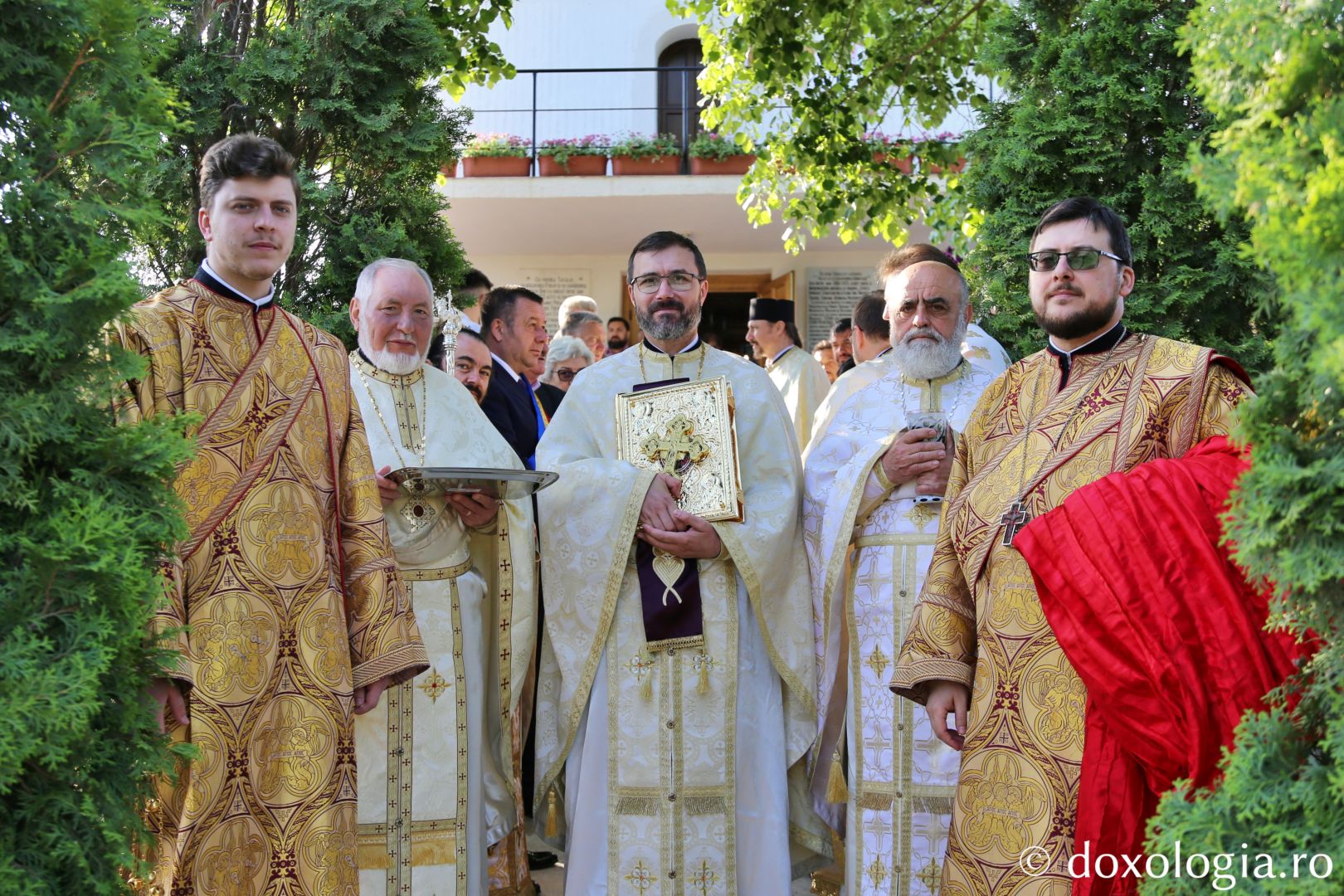Biserica din Todirel a primit, cu ocazia hramului, veșmântul cel nou al sfințirii