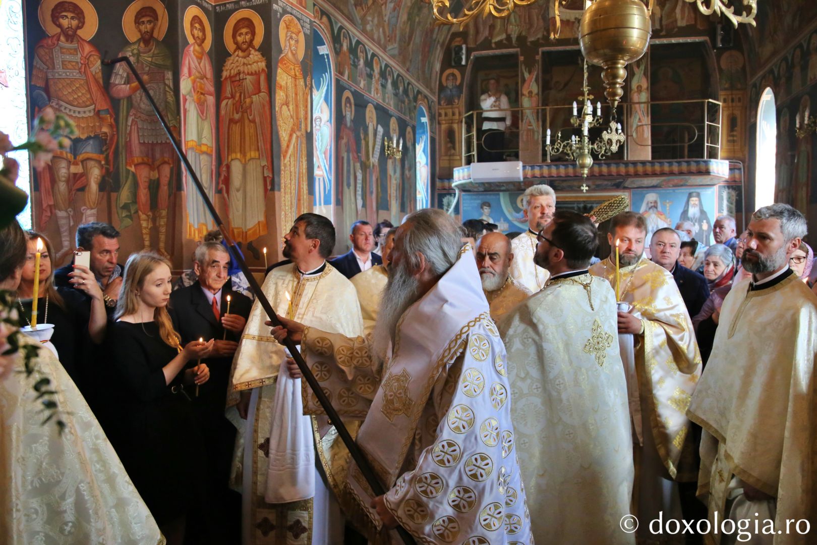 Biserica din Todirel a primit, cu ocazia hramului, veșmântul cel nou al sfințirii