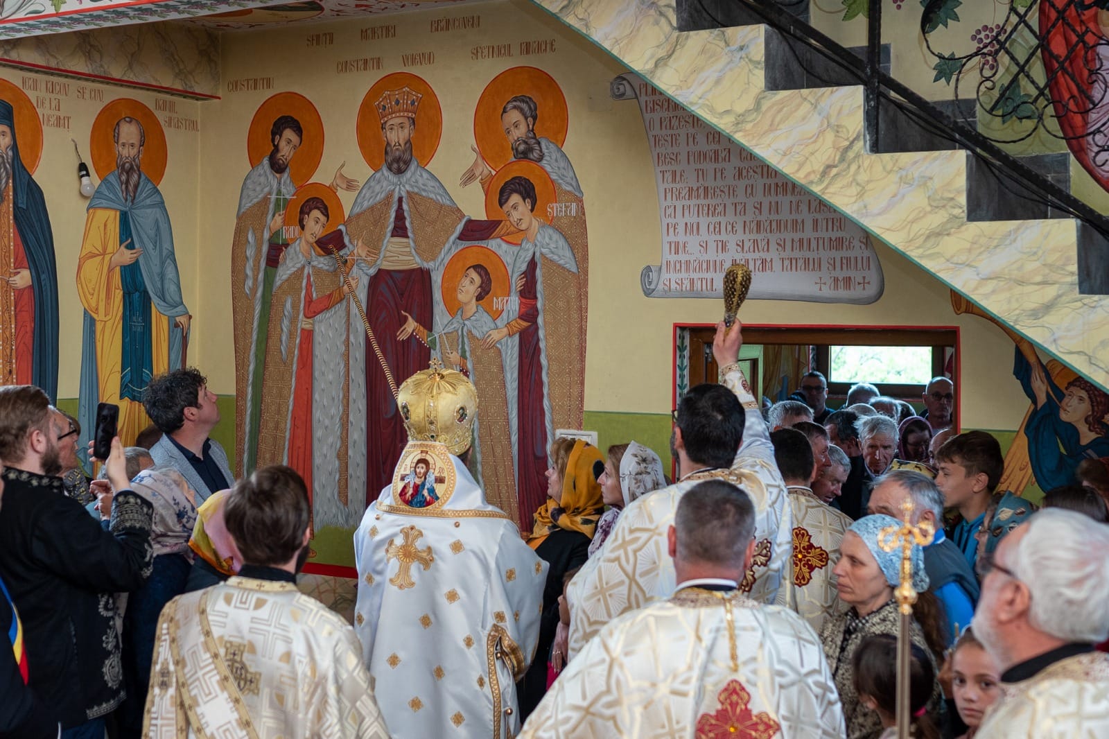 Pictura Bisericii din Zvarici a fost binecuvântată de PS Nichifor Botoșăneanul
