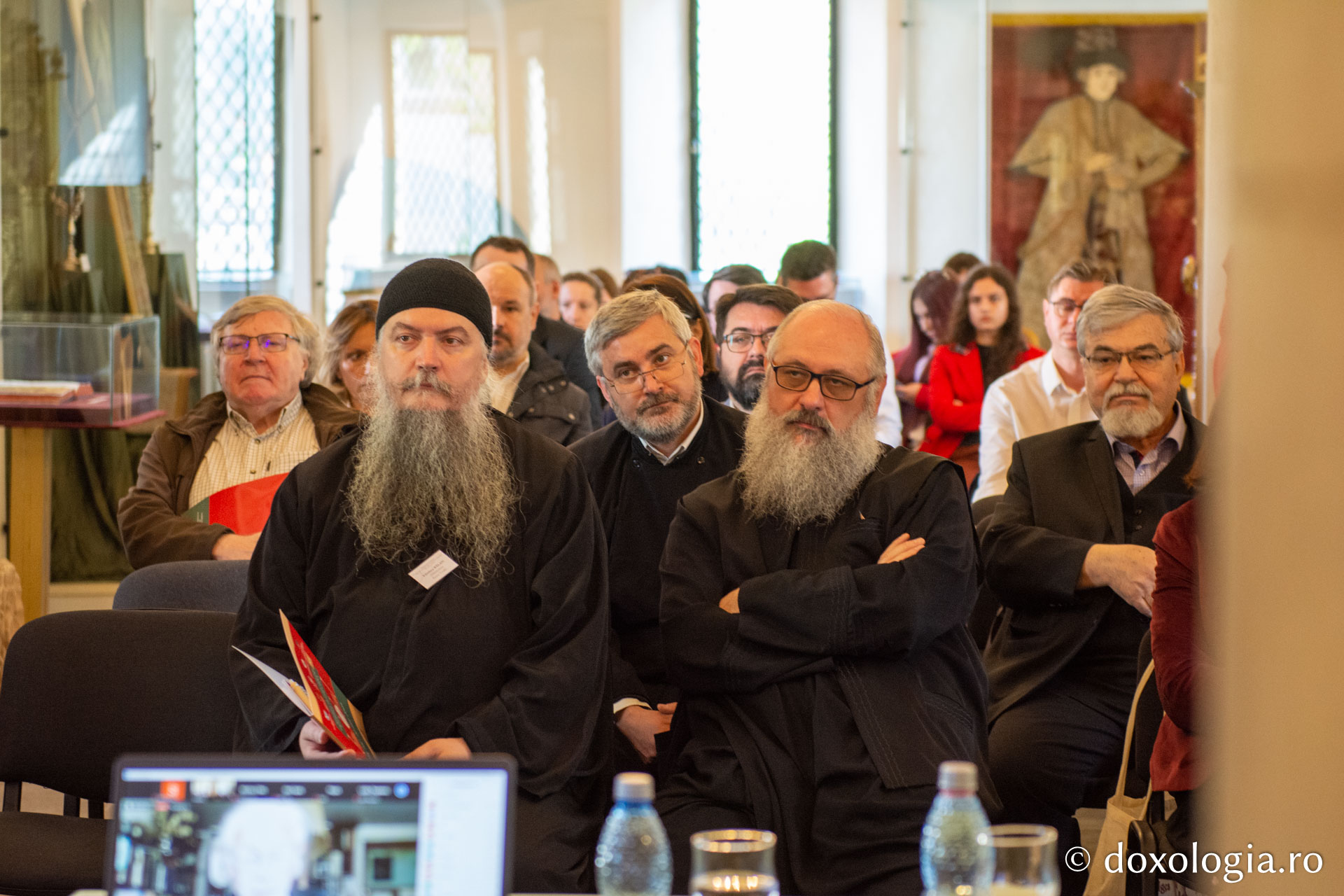 La Iași a început Simpozionul Internațional „Explorări în Tradiția Biblică Românească și Europeană”, ediția a XII-a