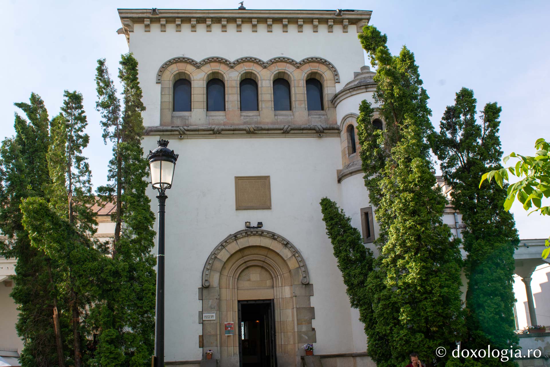 La Iași a început Simpozionul Internațional „Explorări în Tradiția Biblică Românească și Europeană”, ediția a XII-a