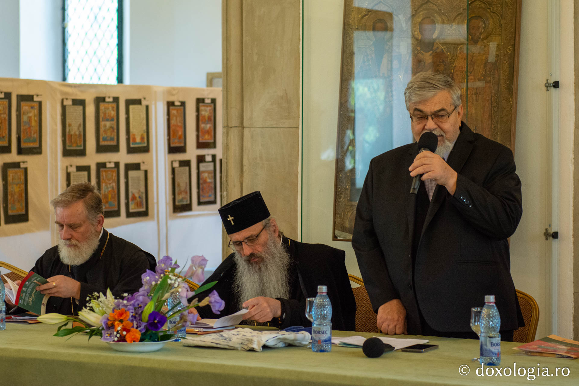 La Iași a început Simpozionul Internațional „Explorări în Tradiția Biblică Românească și Europeană”, ediția a XII-a