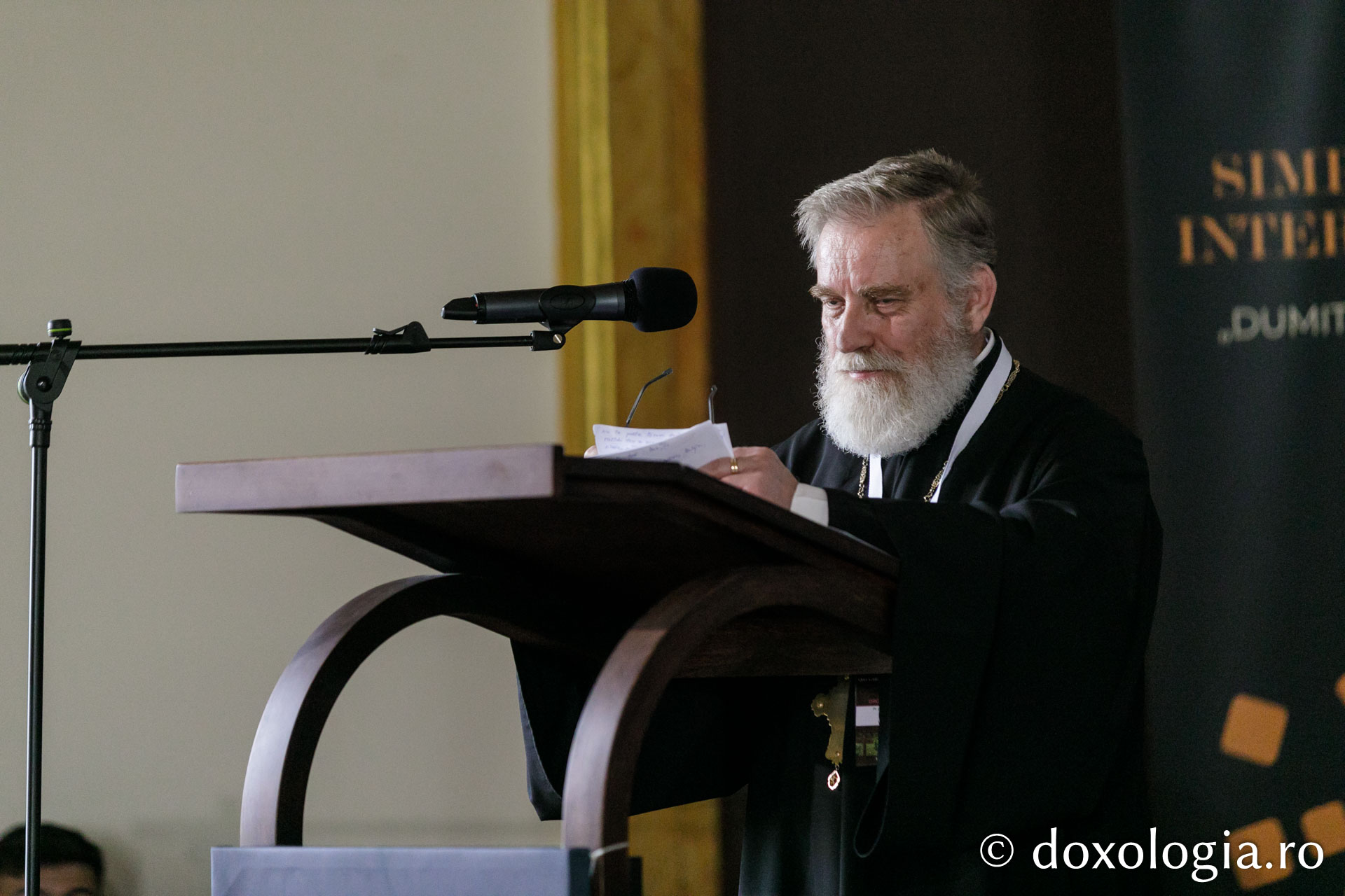 Foto: Pr. Silviu Cluci Simpozionul „Dumitru Stăniloae” a ajuns la a X-a ediție