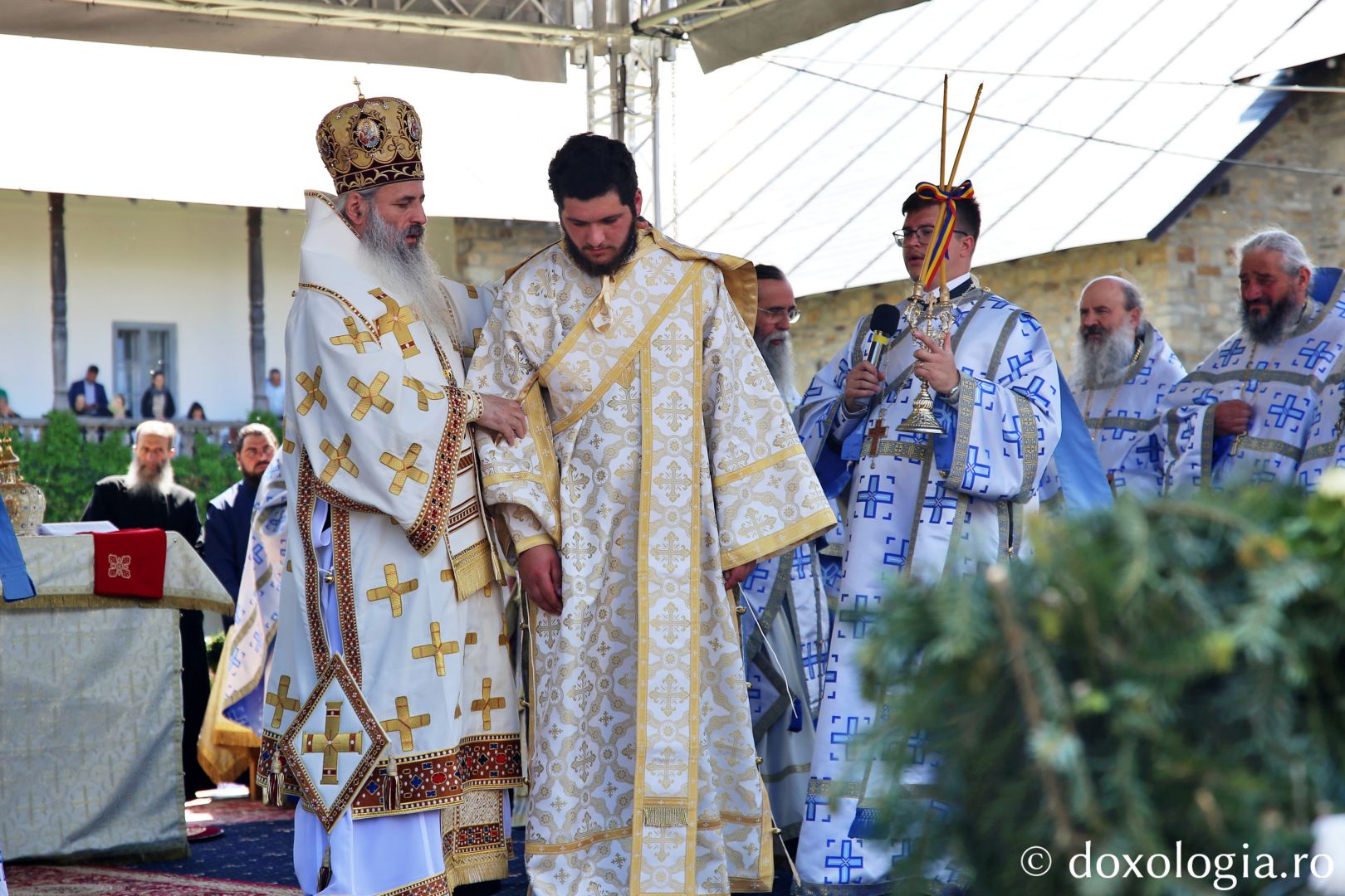 Bucuria Înălțării Domnului, sărbătorită la hramul Mănăstirii Neamț