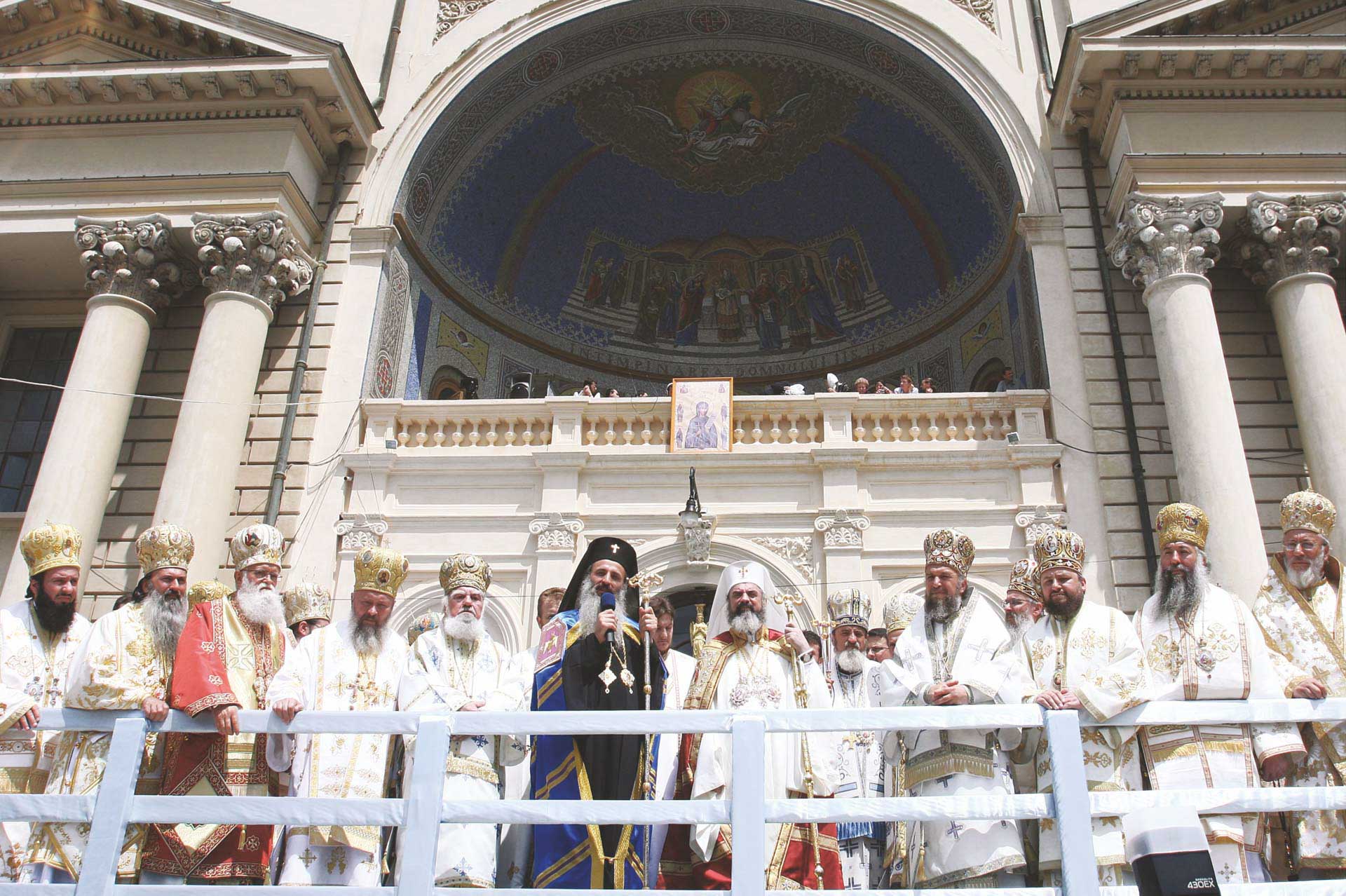 Înaltpreasfințitul Părinte Teofan, de 15 ani Arhiepiscop al Iaşilor şi Mitropolit al Moldovei şi Bucovinei Înaltpreasfințitul Părinte Teofan, de 15 ani Arhiepiscop al Iaşilor şi Mitropolit al Moldovei şi Bucovinei