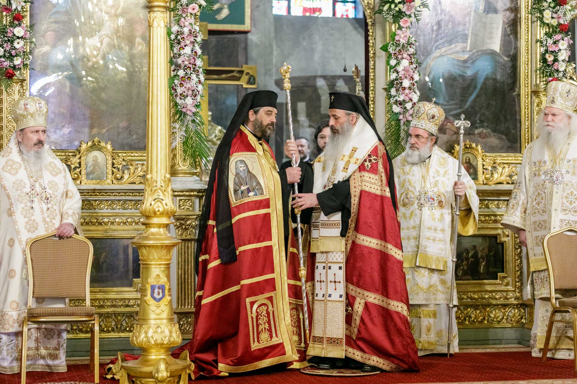 Înaltpreasfințitul Părinte Teofan, de 15 ani Arhiepiscop al Iaşilor şi Mitropolit al Moldovei şi Bucovinei Înaltpreasfințitul Părinte Teofan, de 15 ani Arhiepiscop al Iaşilor şi Mitropolit al Moldovei şi Bucovinei