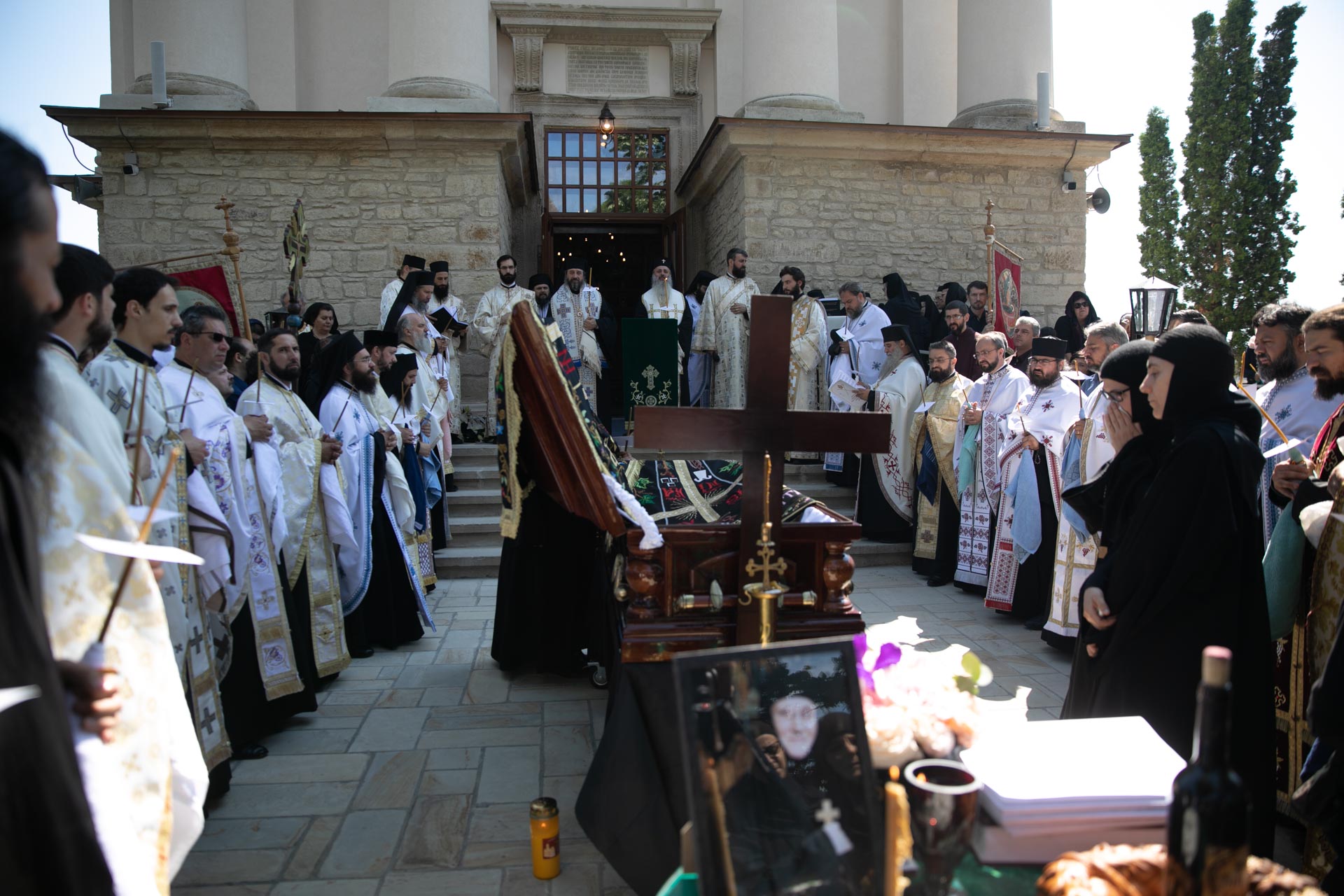 Înaltpreasfințitul Părinte Teofan, de 15 ani Arhiepiscop al Iaşilor şi Mitropolit al Moldovei şi Bucovinei Înaltpreasfințitul Părinte Teofan, de 15 ani Arhiepiscop al Iaşilor şi Mitropolit al Moldovei şi Bucovinei