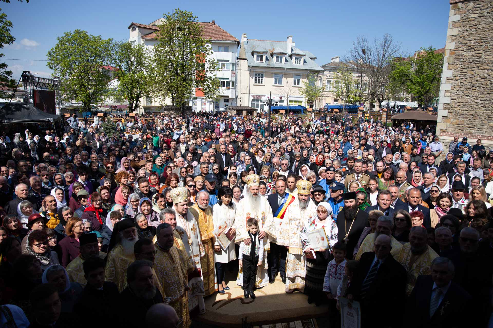 Înaltpreasfințitul Părinte Teofan, de 15 ani Arhiepiscop al Iaşilor şi Mitropolit al Moldovei şi Bucovinei Înaltpreasfințitul Părinte Teofan, de 15 ani Arhiepiscop al Iaşilor şi Mitropolit al Moldovei şi Bucovinei