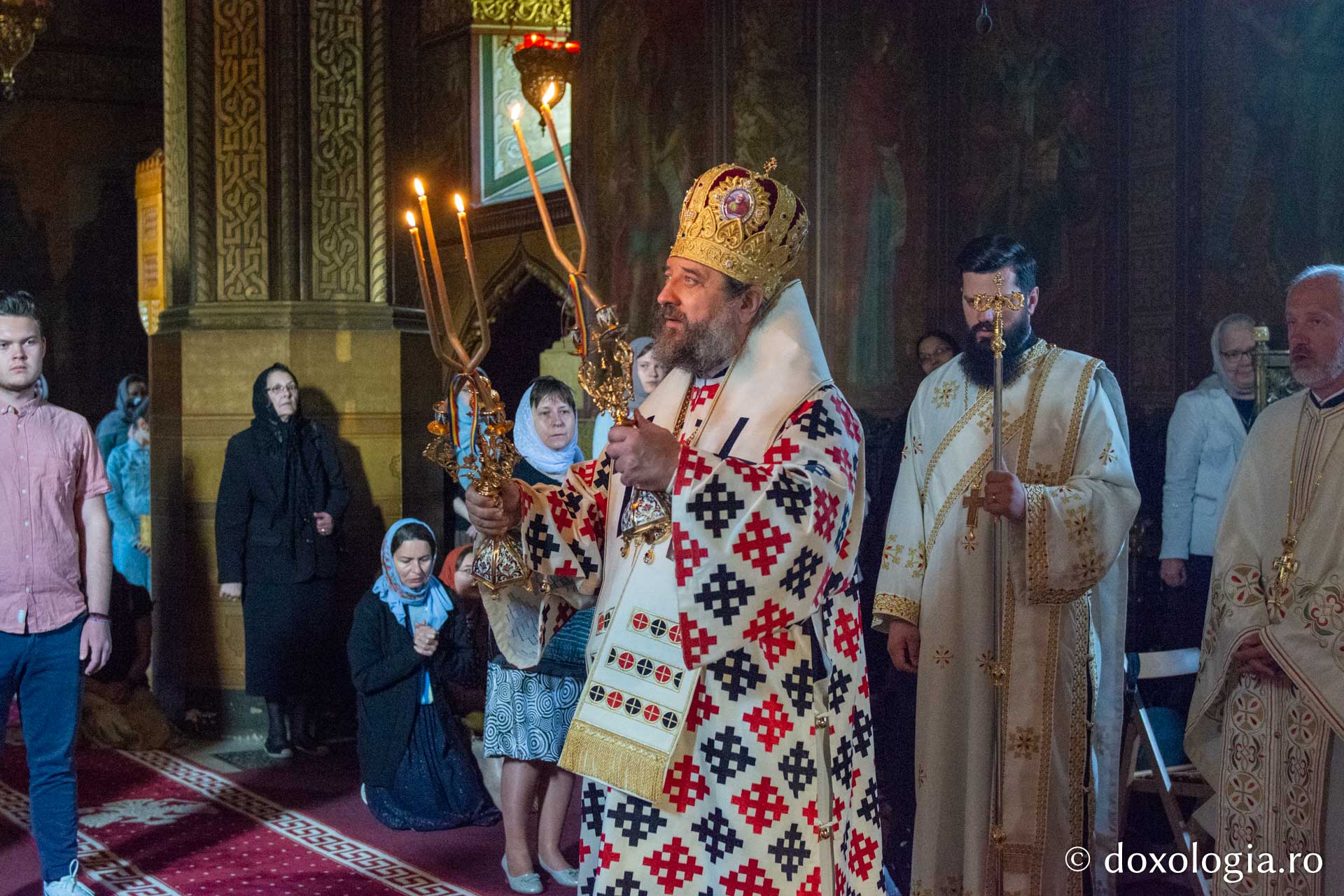 Foto: Mihail Vrăjitoru Reprezentanții Facultății de Teologie Ortodoxă din München, în vizită de studiu la Facultatea de Teologie Ortodoxă „Dumitru Stăniloae” din Iași