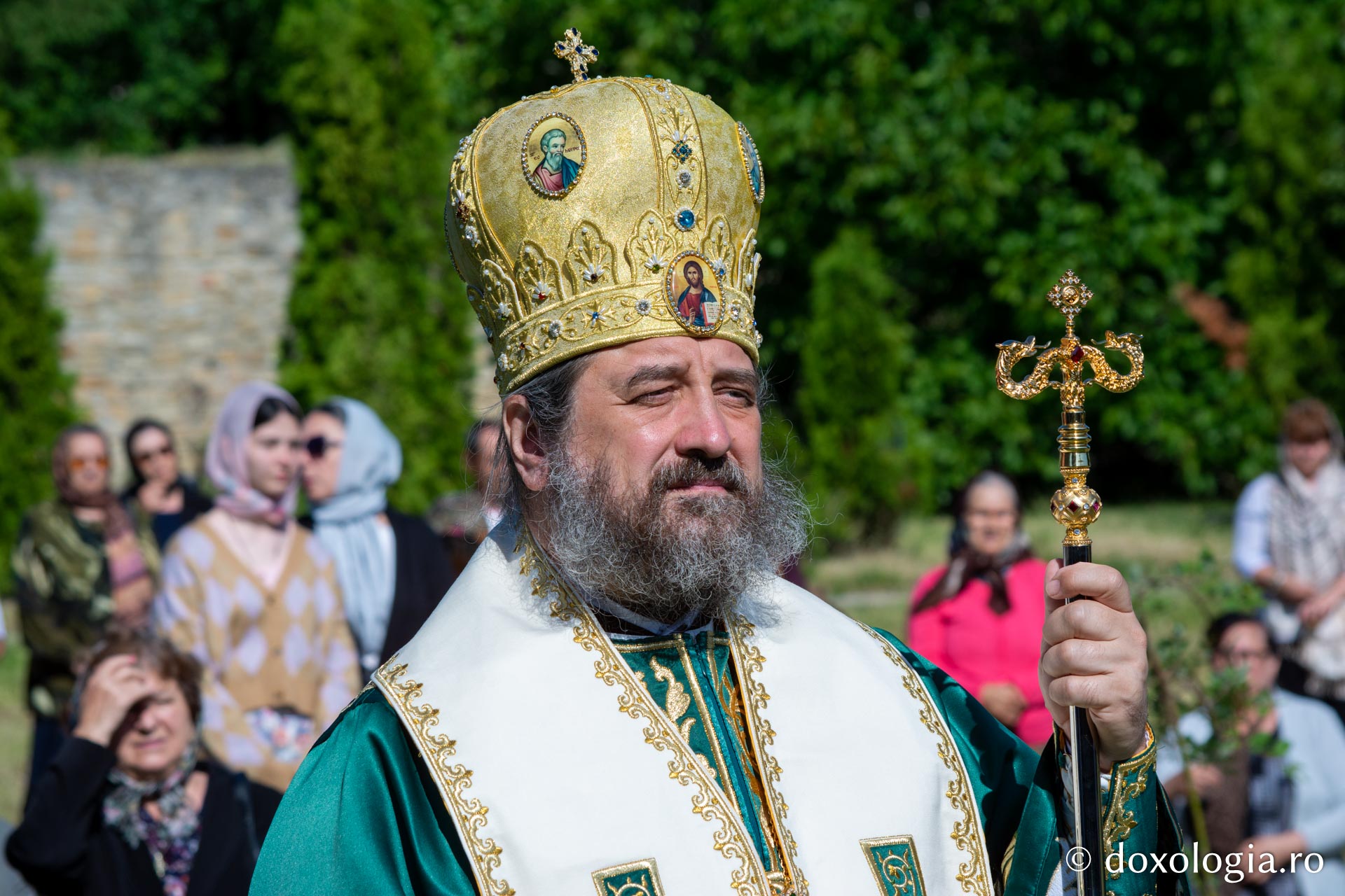 Praznicul Cincizecimii, la Mănăstirea Dobrovăț