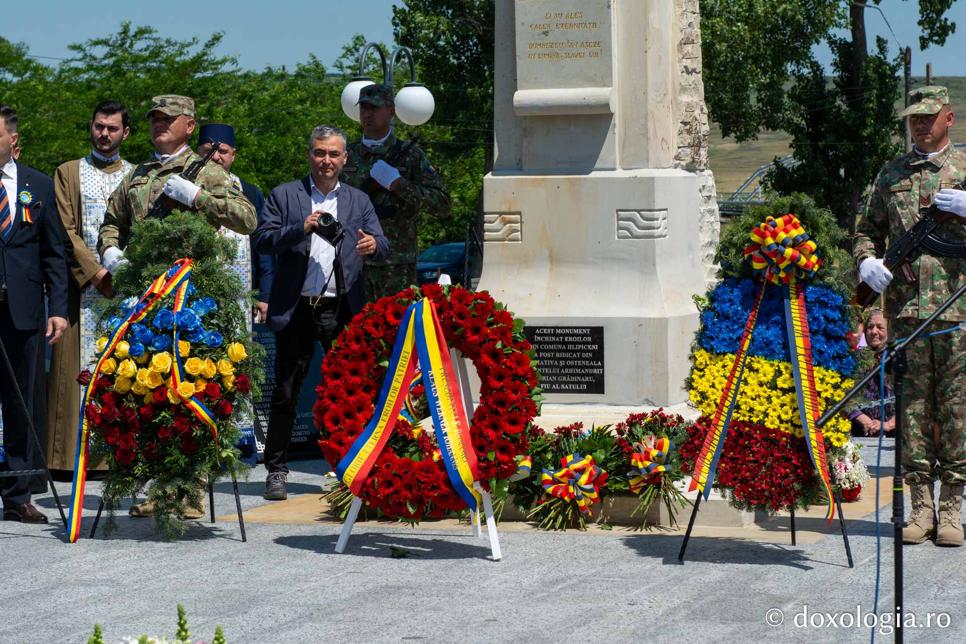 La Hlipiceni a fost sfințit un monument dedicat eroilor neamului
