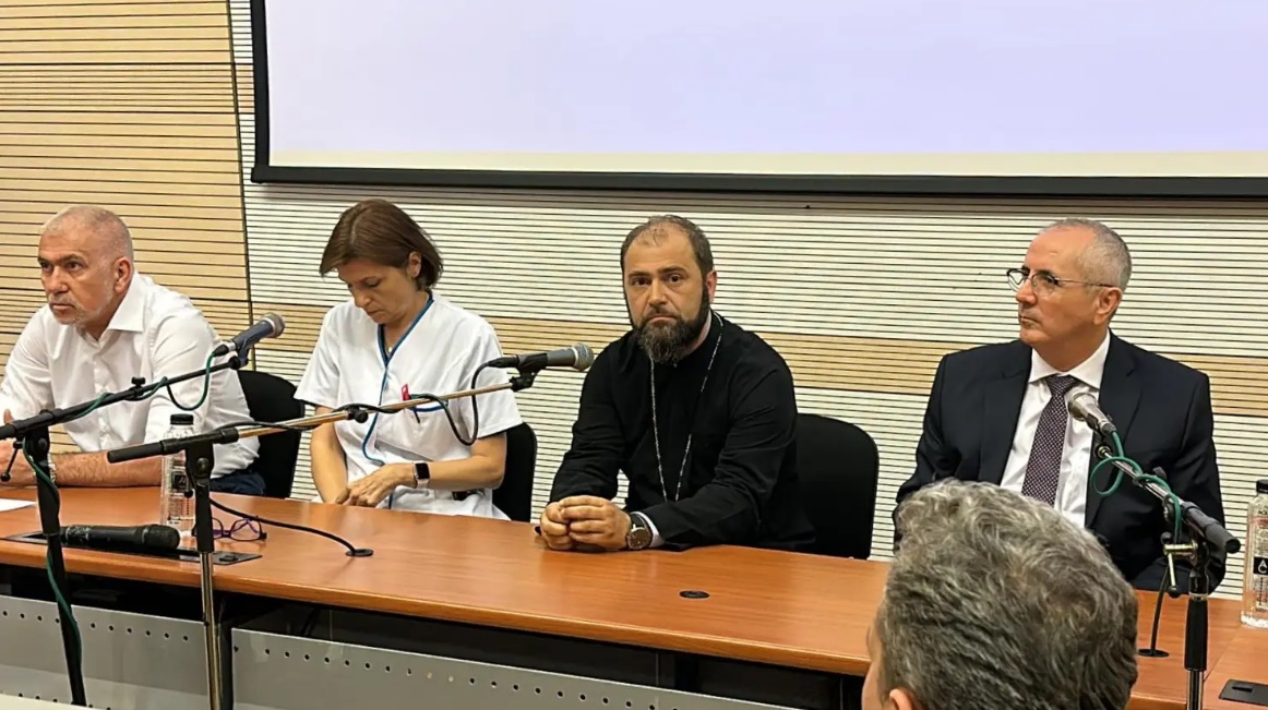 Aparat performant pentru diagnosticarea leucemiei, donat Spitalului Fundeni la inițiativa Arhid. Mihail Bucă