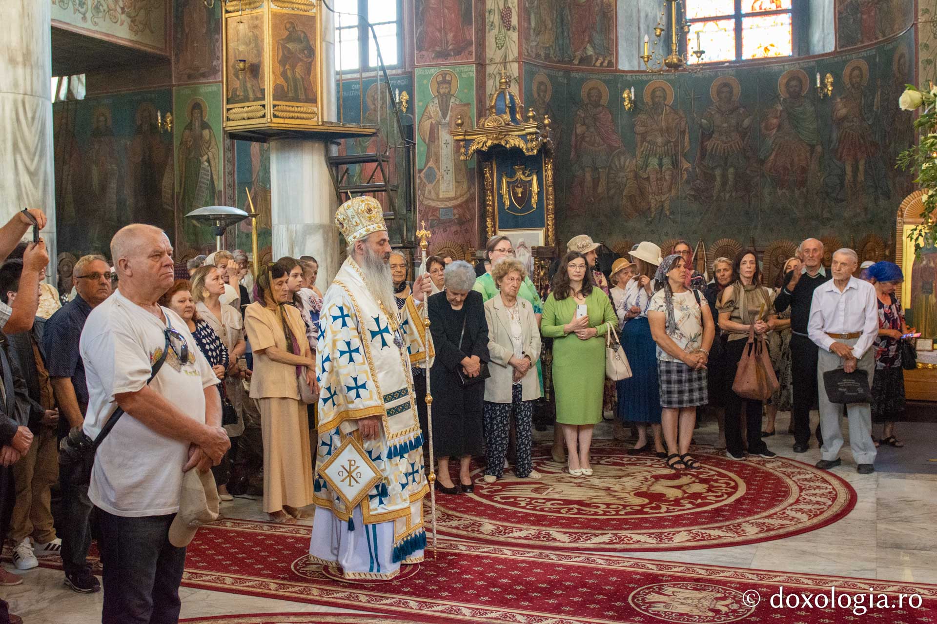 Biserica „Sfinții Apostoli Petru și Pavel” - Bărboi din Iași și-a cinstit ocrotitorii