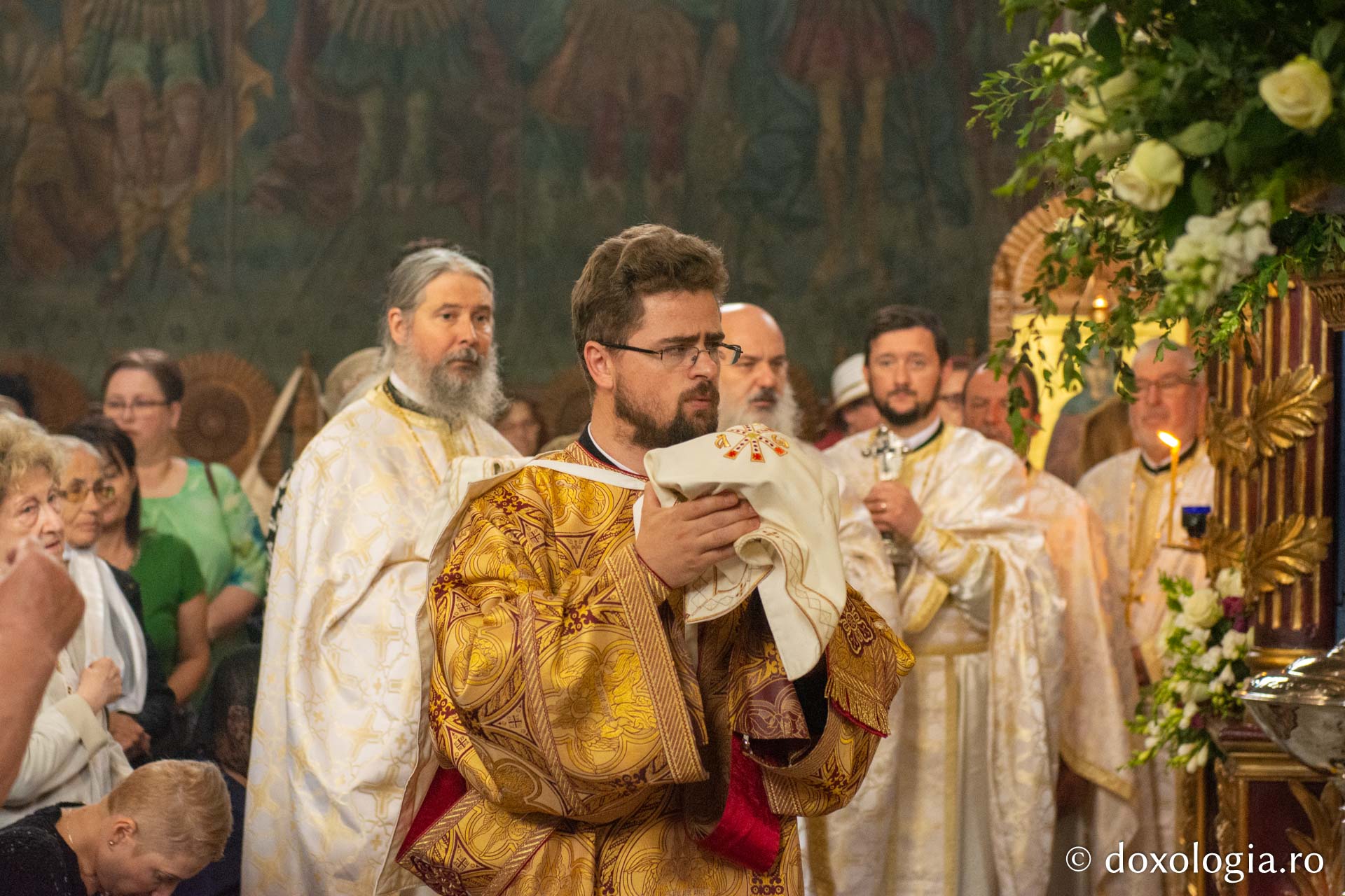 Biserica „Sfinții Apostoli Petru și Pavel” - Bărboi din Iași și-a cinstit ocrotitorii