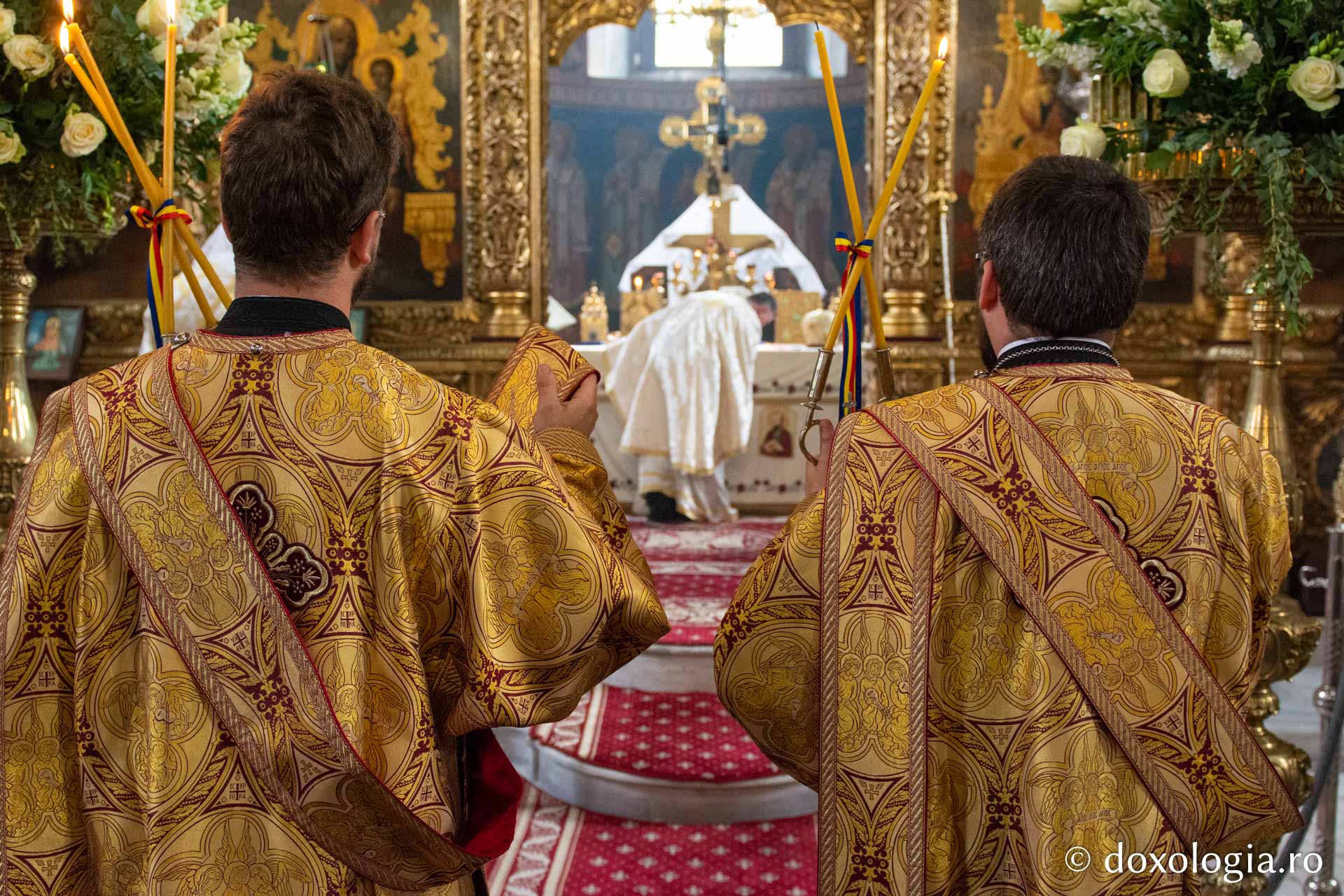 Biserica „Sfinții Apostoli Petru și Pavel” - Bărboi din Iași și-a cinstit ocrotitorii