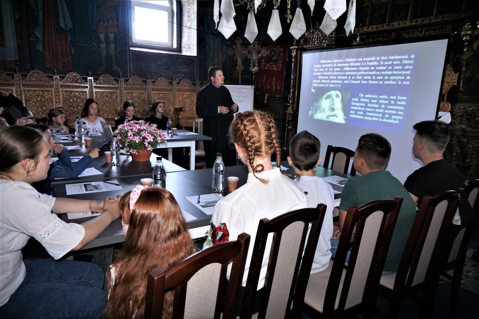 Cateheză demonstrativă în Protopopiatul Darabani