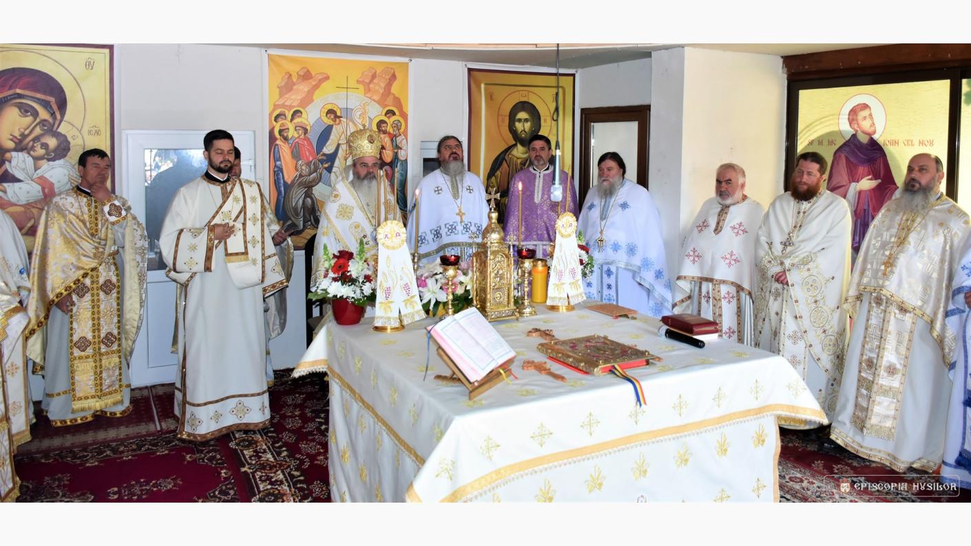 PS Ignatie la hramul Mănăstirii Grăjdeni: „Iubirea înseamnă afirmare reciprocă și personală, dăruire și primire”