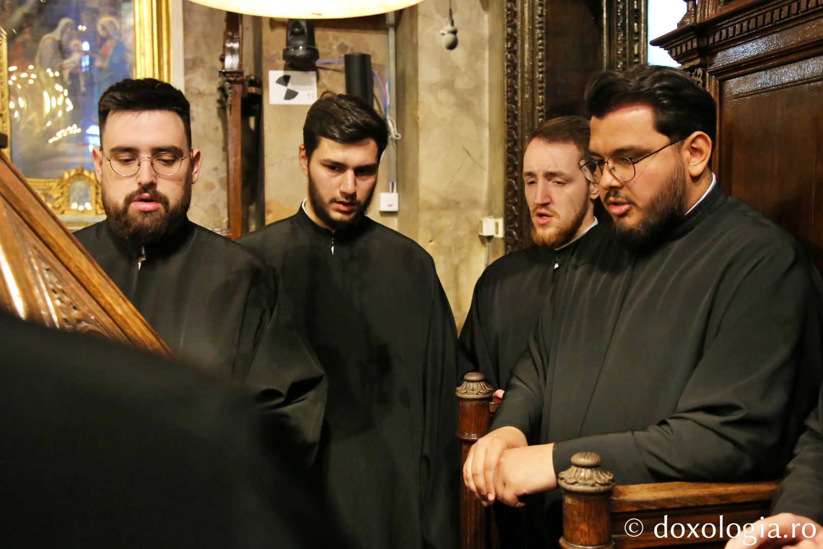 Sărbătoarea Bisericii, Cincizecimea, la Catedrală: „Un om purtător de Duhul Sfânt este un om purtător de pace și de bucurie”